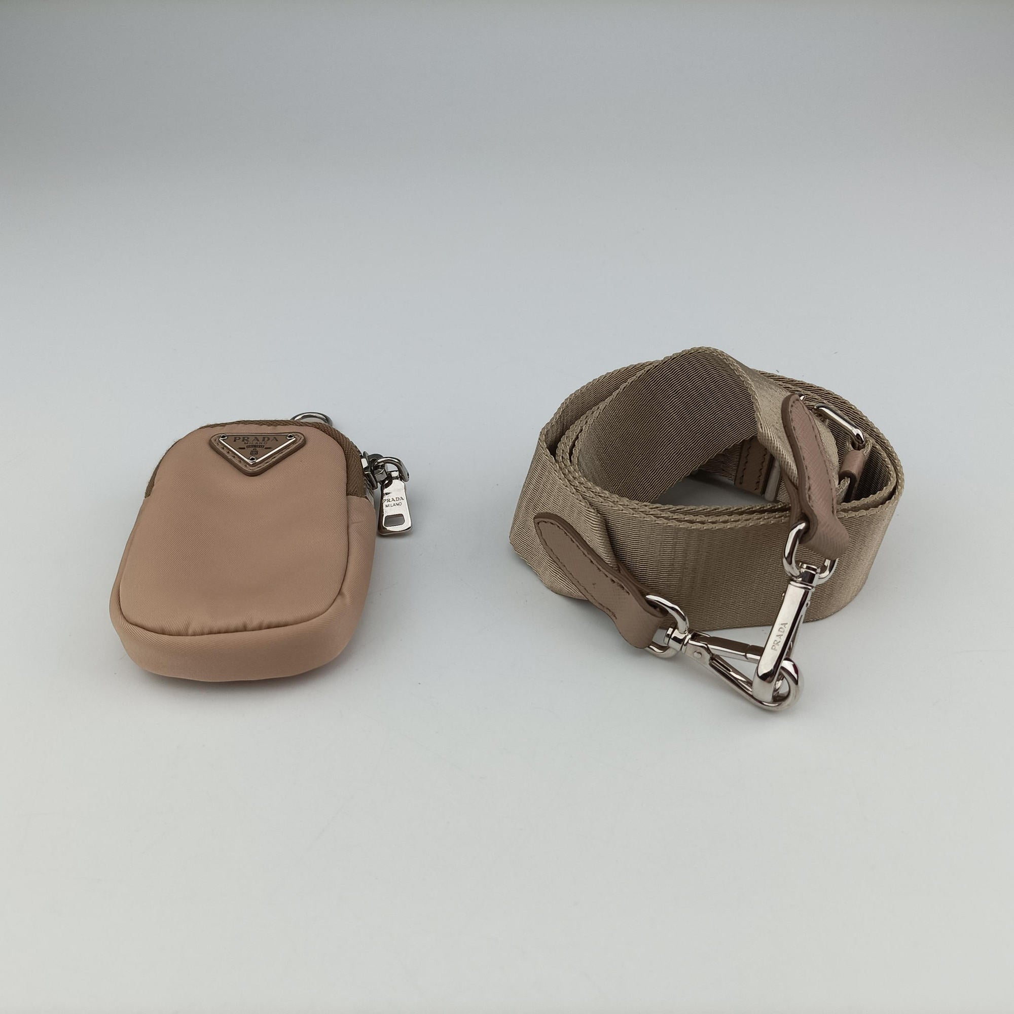 Vintage Prada Re-Edition 2005 Re-Nylon Beige nylon 1BH204 shoulderbag | stylenewstar