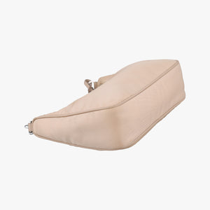 Vintage Prada Re-Edition 2005 Re-Nylon Beige nylon 1BH204 shoulderbag | stylenewstar