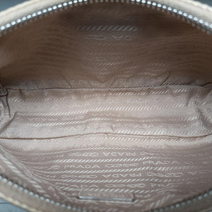 Vintage Prada Re-Edition 2005 Re-Nylon Beige nylon 1BH204 shoulderbag | stylenewstar