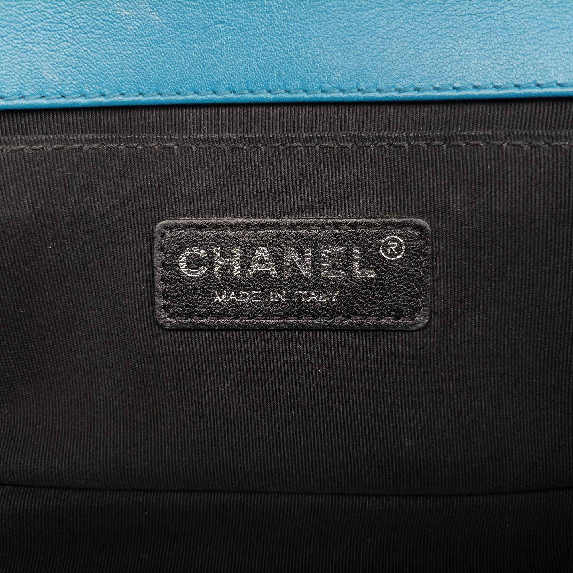 Pre-owned Chanel BOY CHANEL Green Patent Leather A92692 shoulderbag | stylenewstar