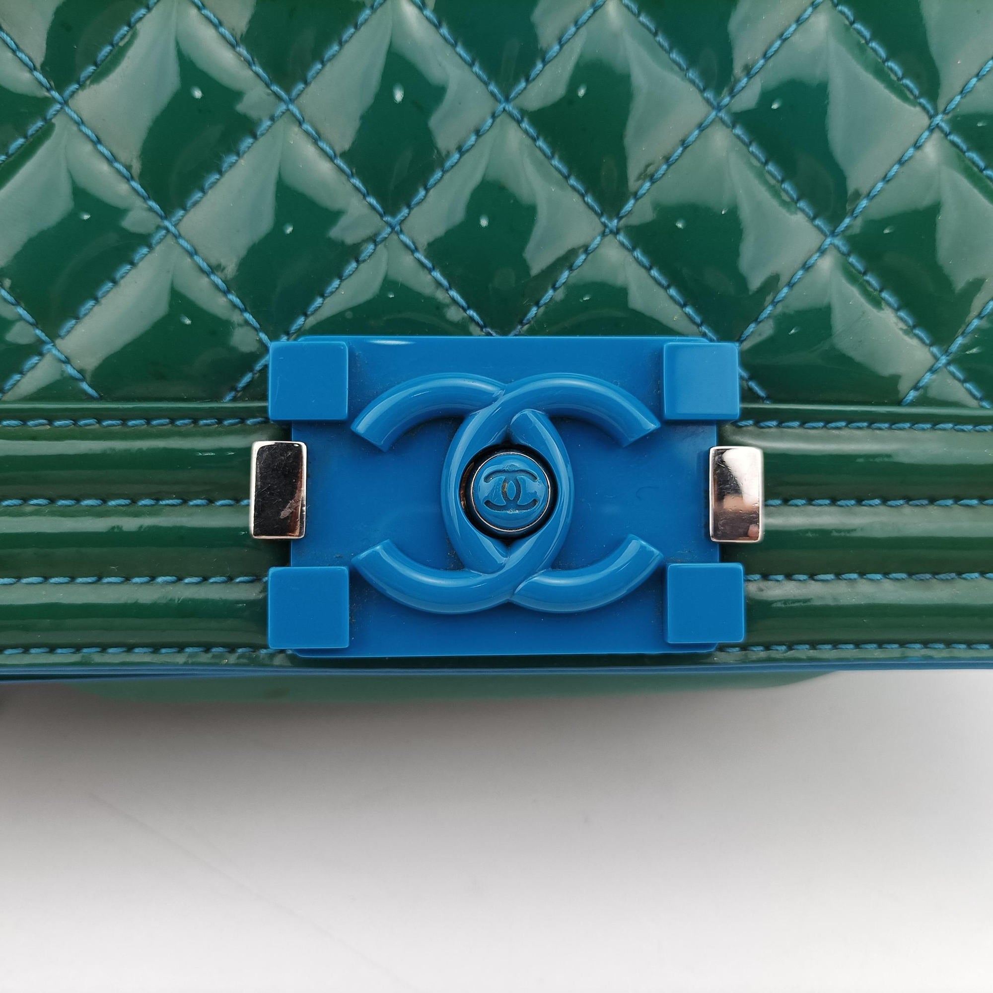 Pre-owned Chanel BOY CHANEL Green Patent Leather A92692 shoulderbag | stylenewstar