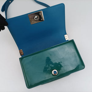 Pre-owned Chanel BOY CHANEL Green Patent Leather A92692 shoulderbag | stylenewstar