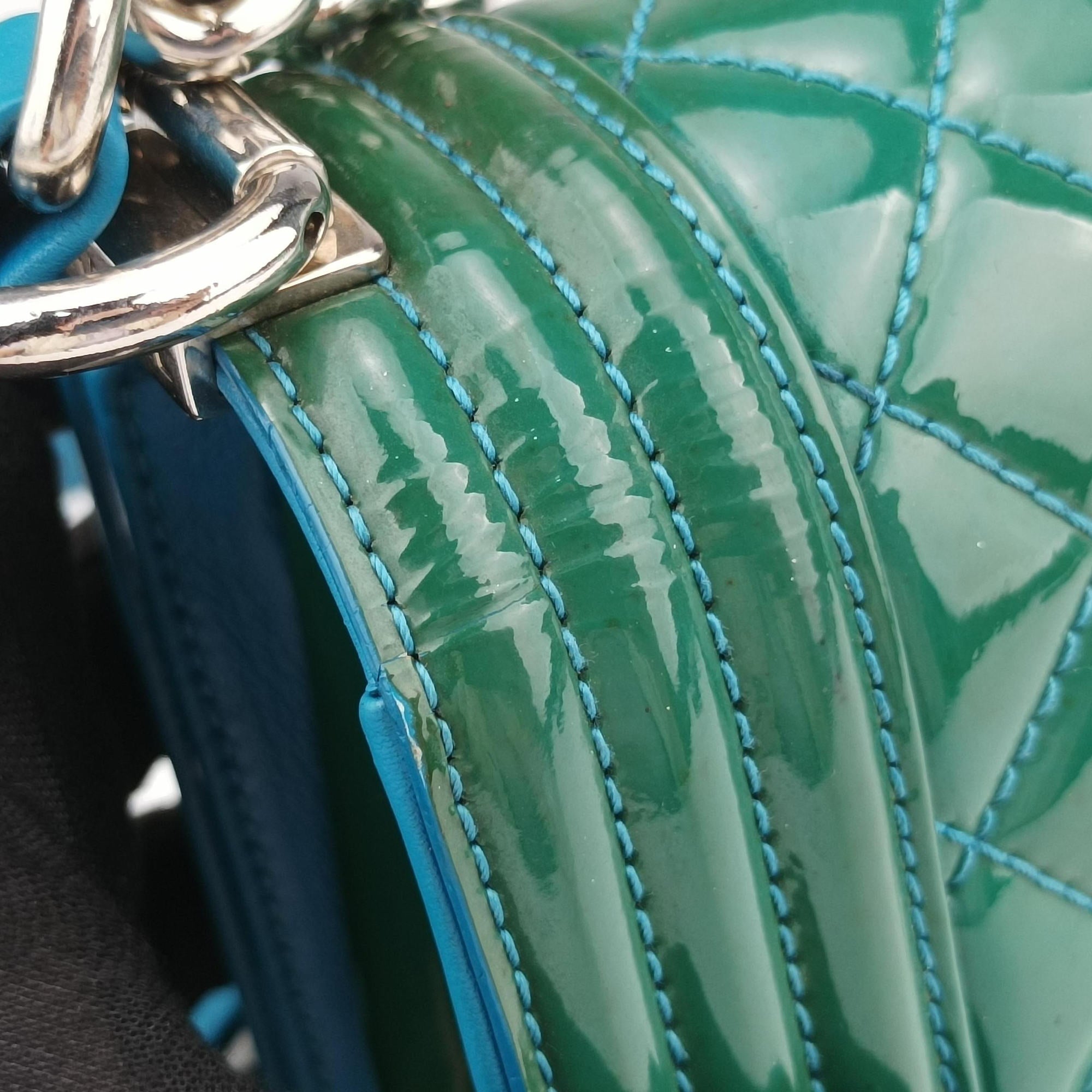 Pre-owned Chanel BOY CHANEL Green Patent Leather A92692 shoulderbag | stylenewstar