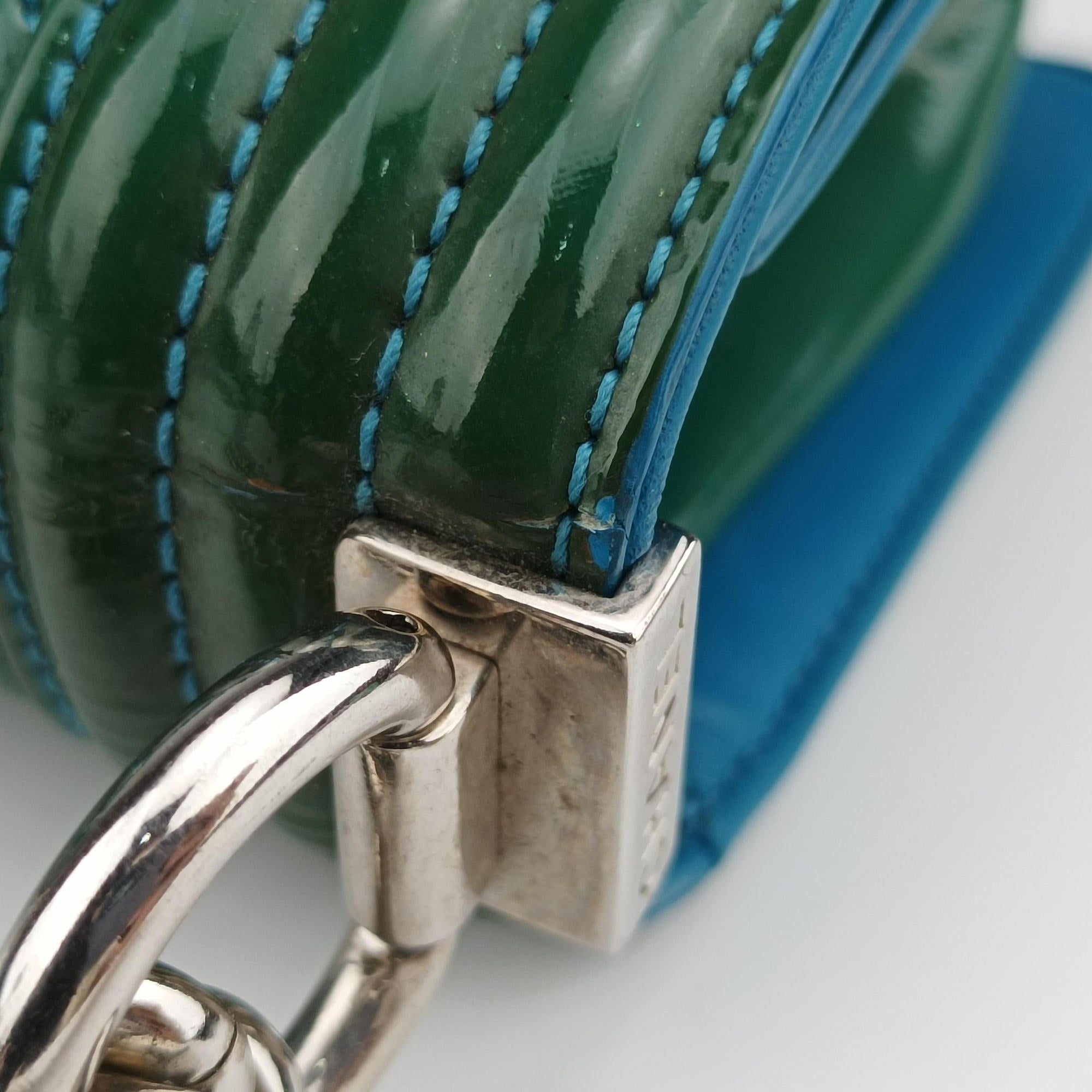 Pre-owned Chanel BOY CHANEL Green Patent Leather A92692 shoulderbag | stylenewstar