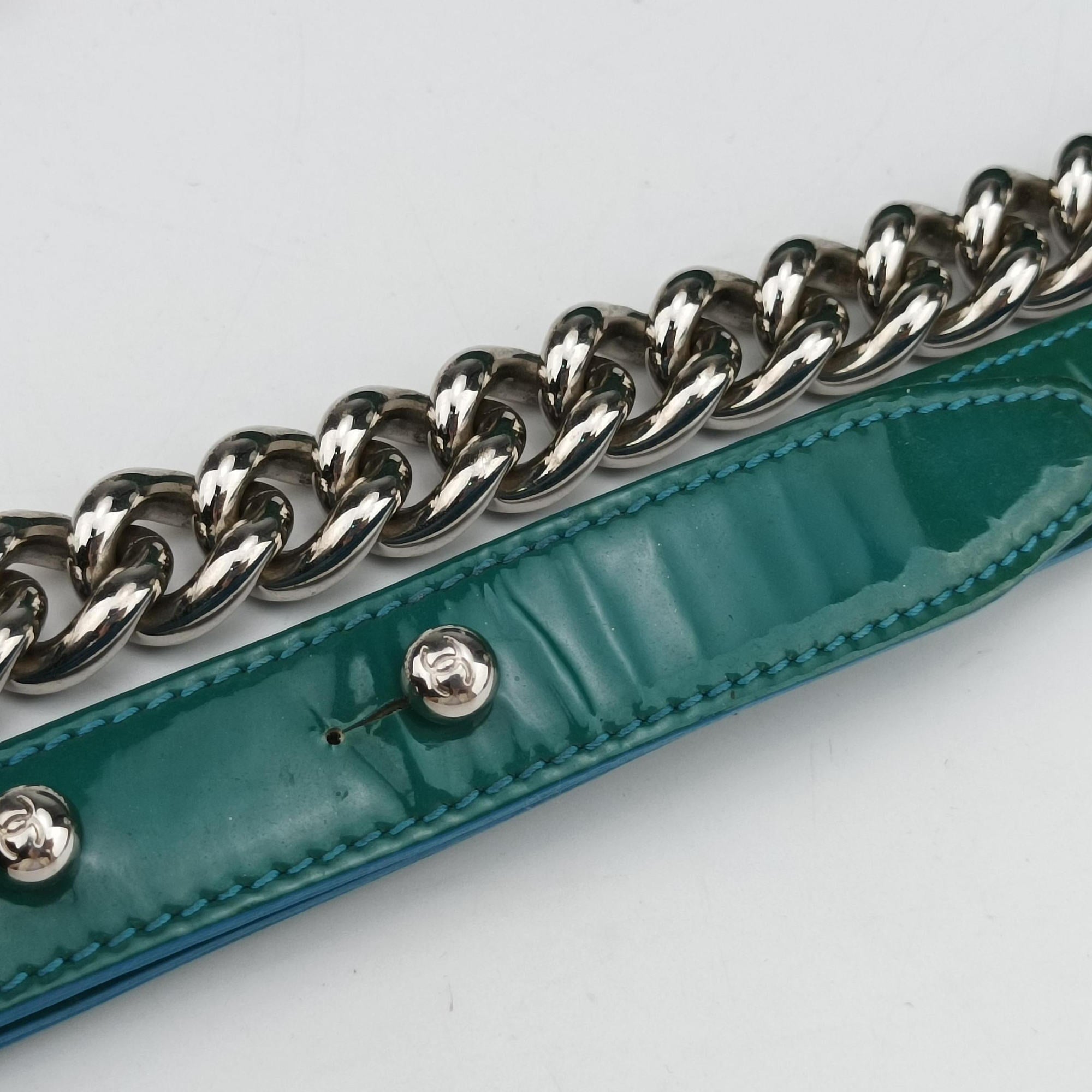 Pre-owned Chanel BOY CHANEL Green Patent Leather A92692 shoulderbag | stylenewstar