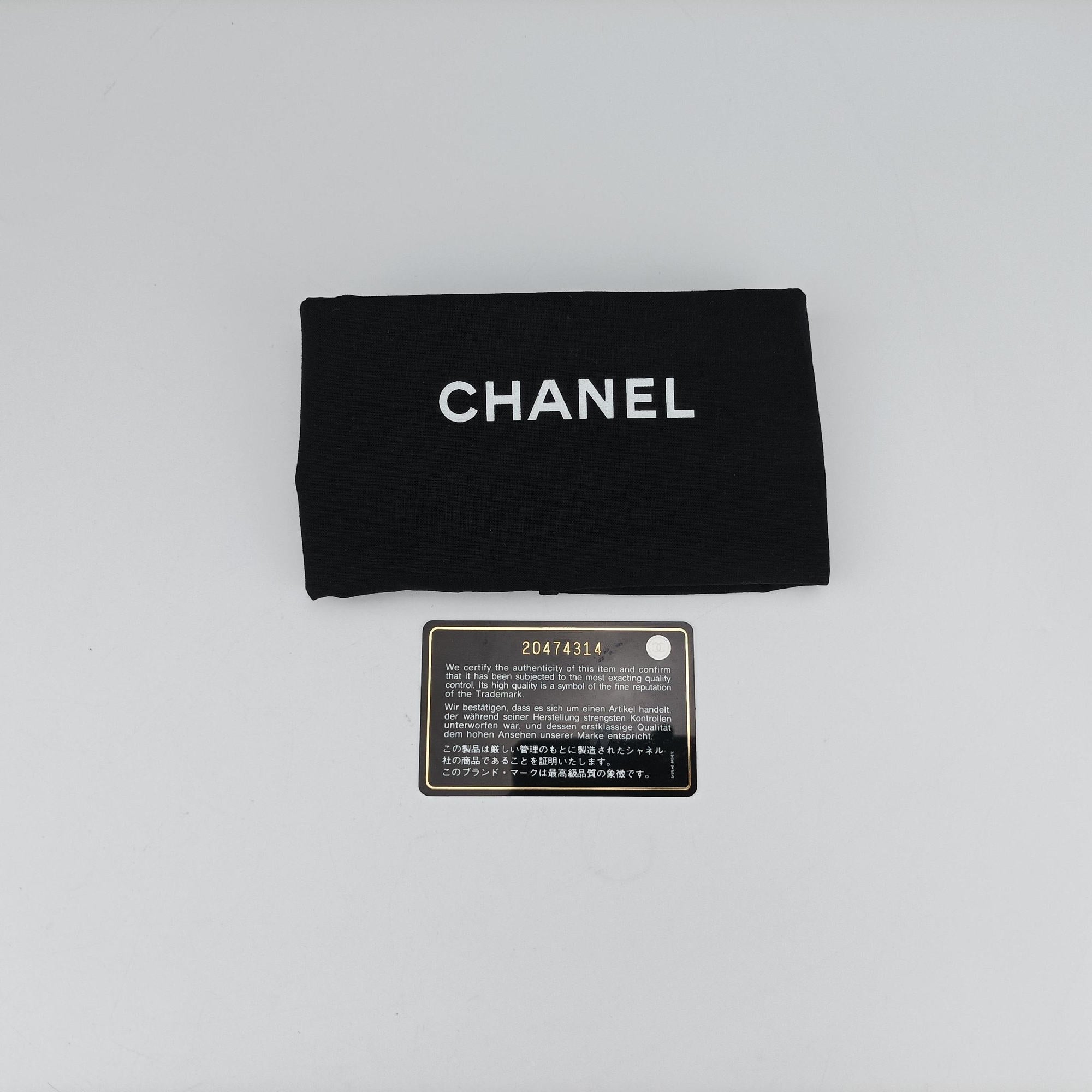 Pre-owned Chanel BOY CHANEL Green Patent Leather A92692 shoulderbag | stylenewstar