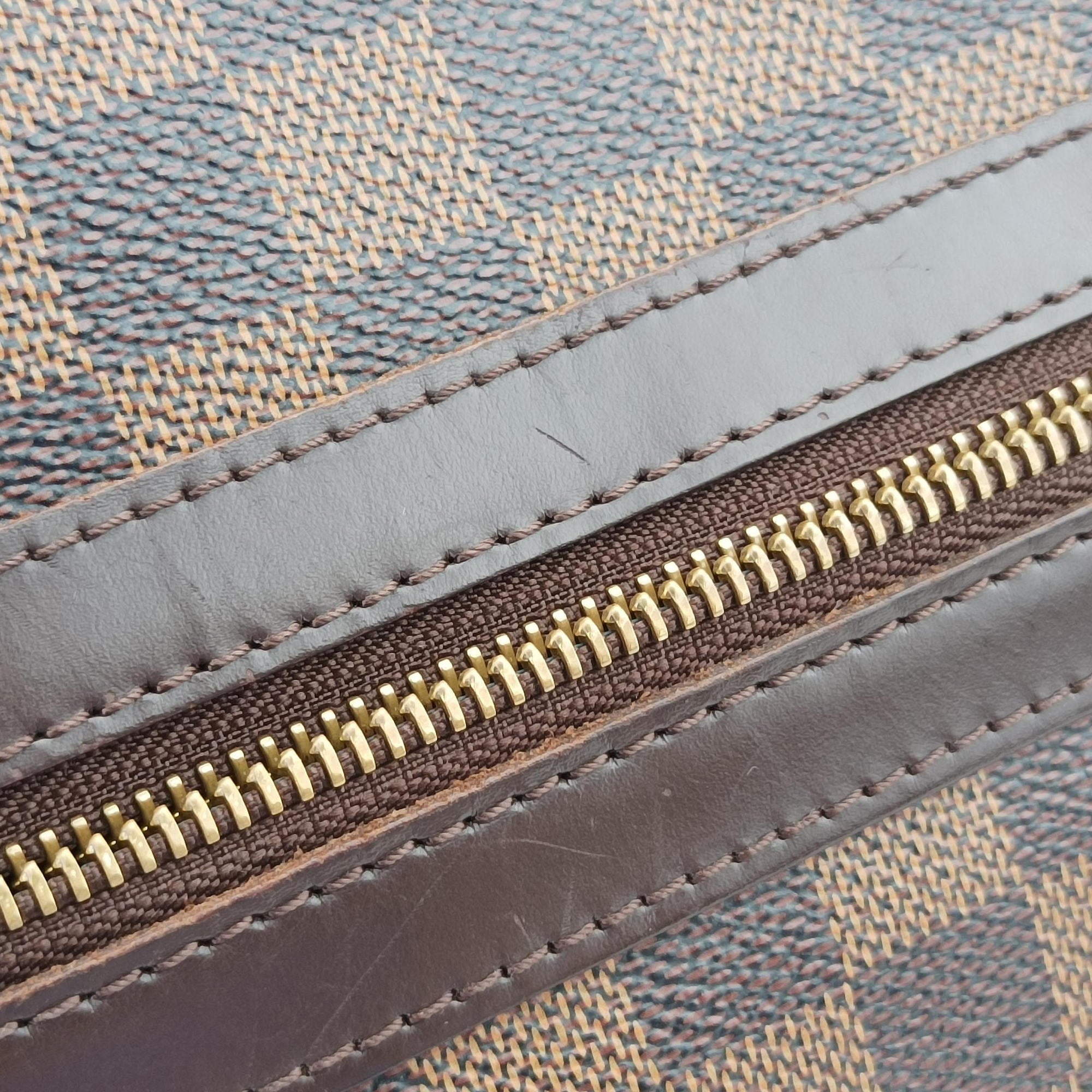 Pre-owned Louis Vuitton Bastille Messenger EBENE Damier Canvas N45258 shoulderbag | stylenewstar