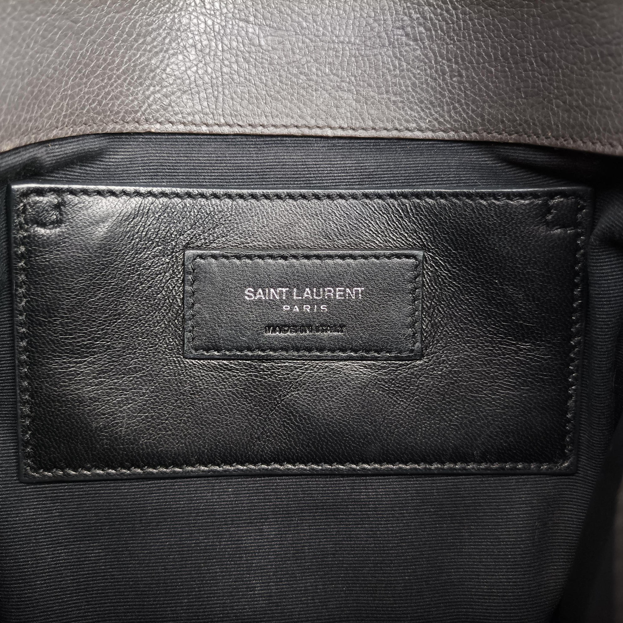 Pre-owned Yves Saint Laurent COLLEGE Grey Leather 428056 shoulderbag | stylenewstar