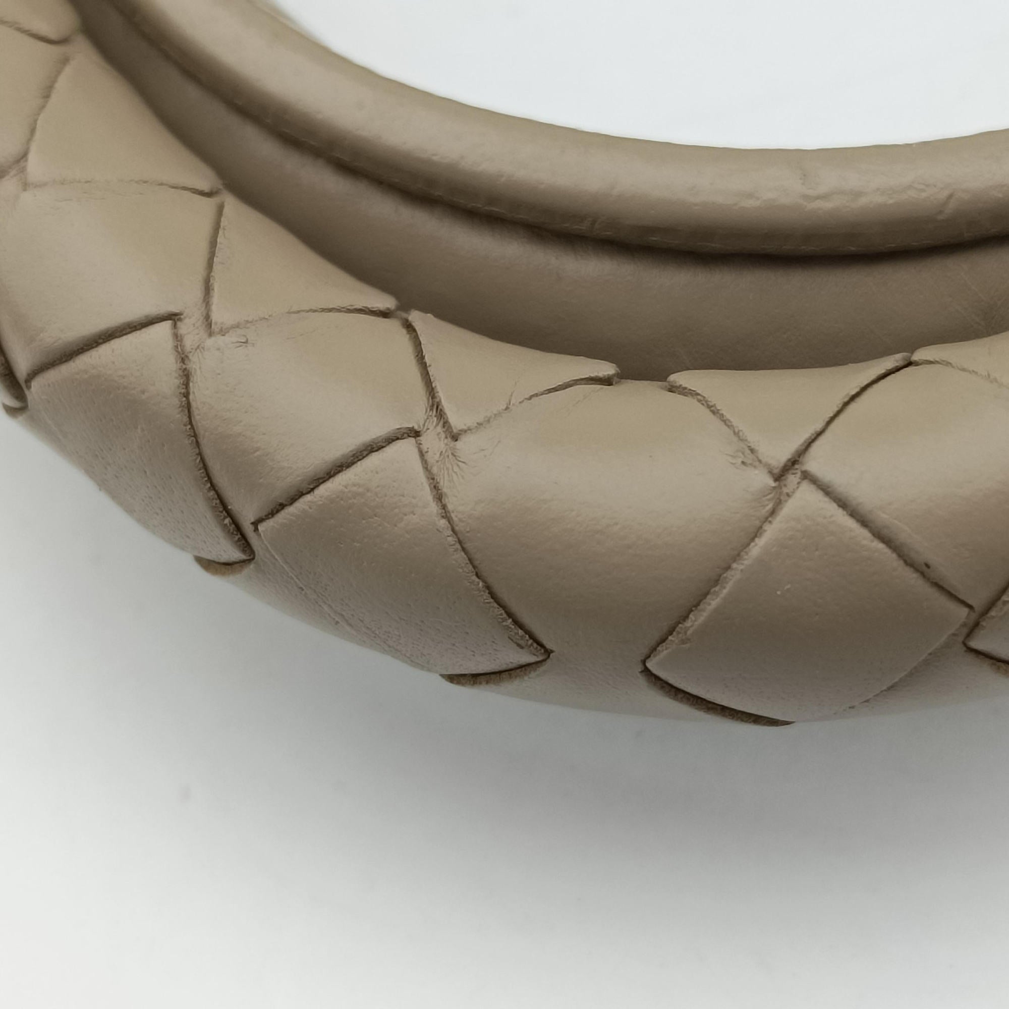 Pre-owned Bottega Veneta Intrecciato Beige lambskin  handbag | stylenewstar