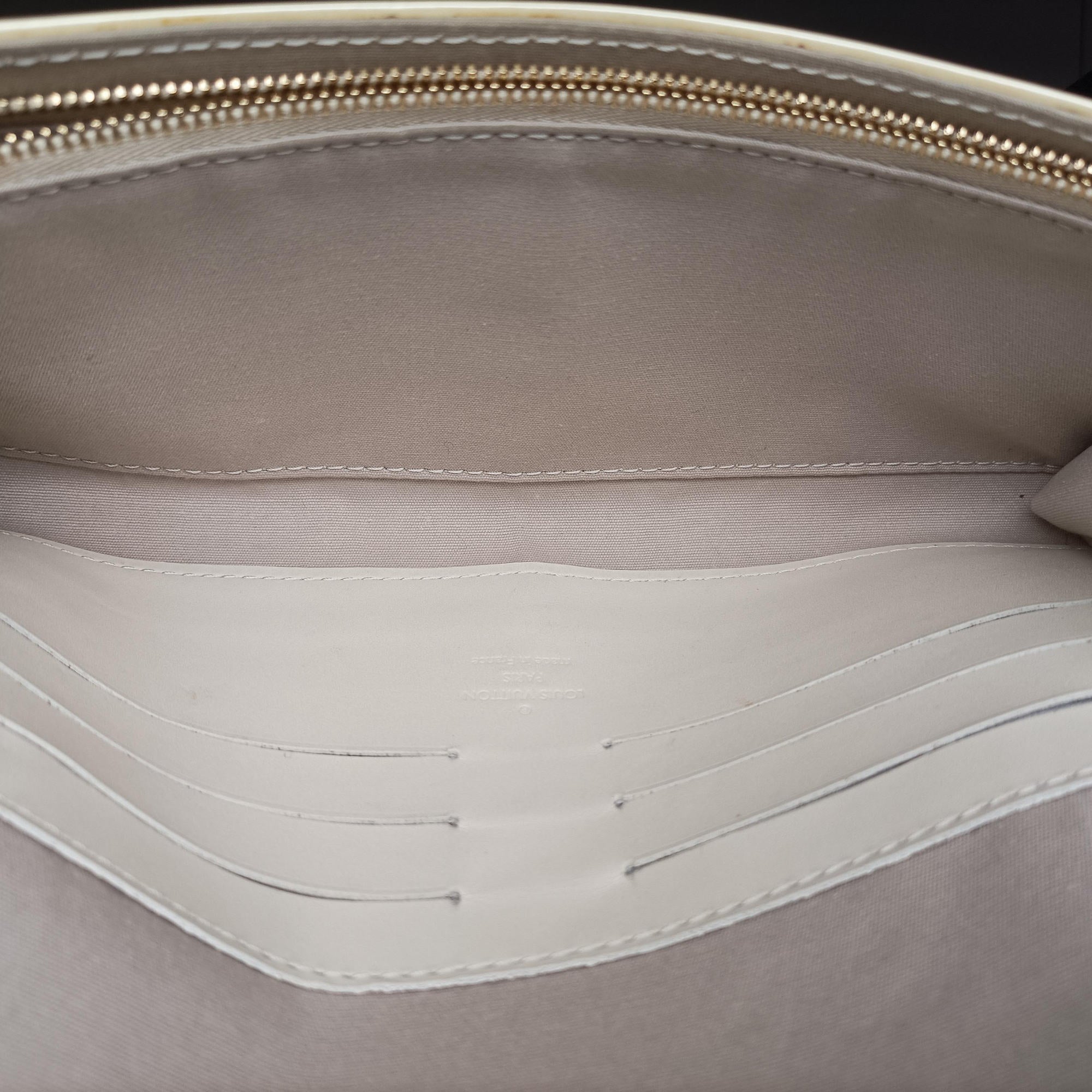Pre-owned Louis Vuitton Sunset Boulevard Perle Vernis M93543 shoulderbag | stylenewstar