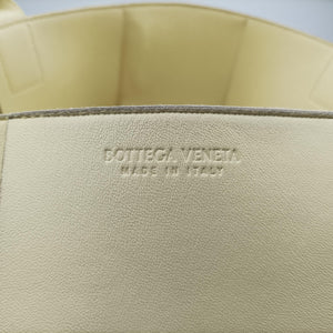 Vintage Bottega Veneta THE ARCO Tote small Yellow lambskin  handbag | stylenewstar