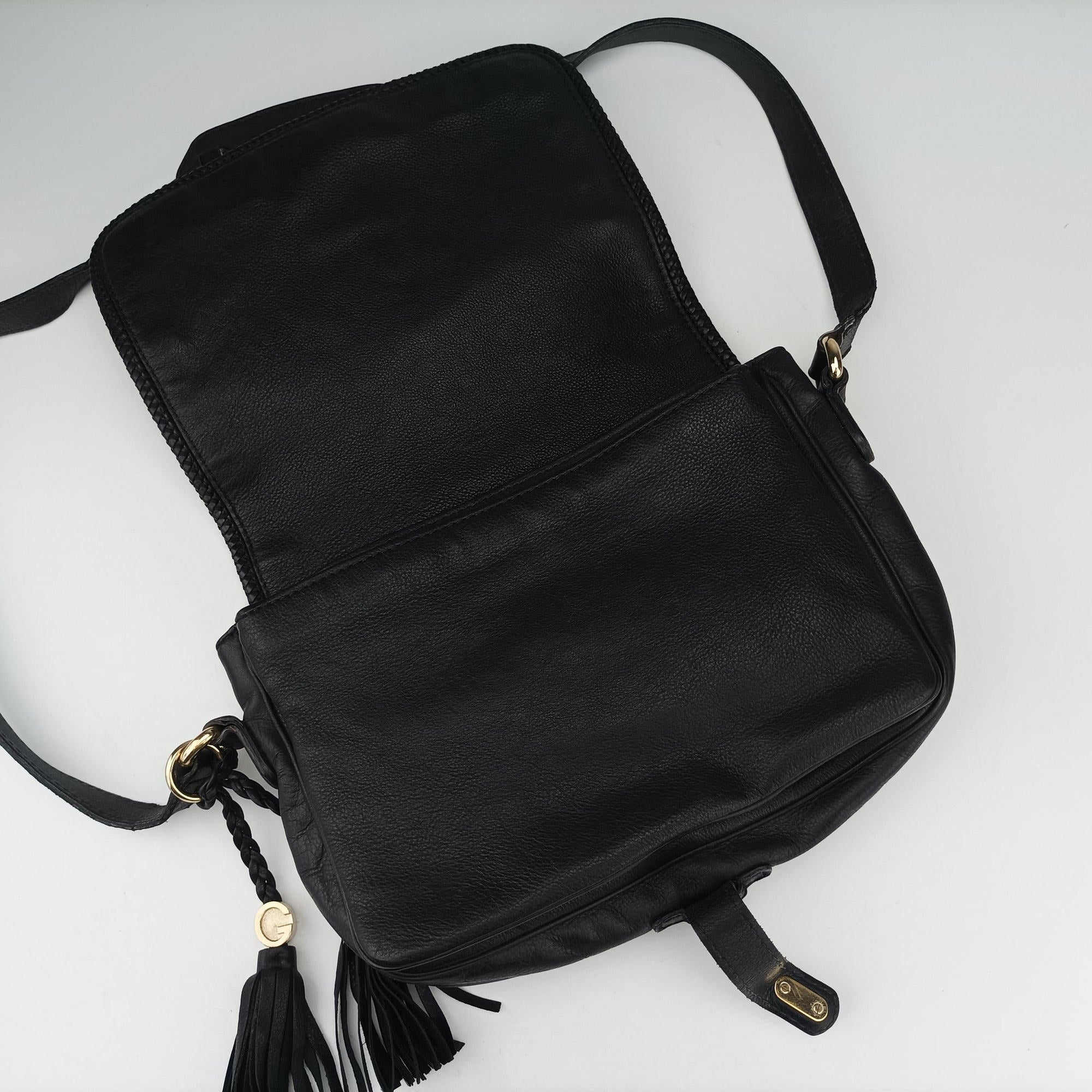 Pre-owned Gucci Marrakech Messenger Black Leather 357024 shoulderbag | stylenewstar
