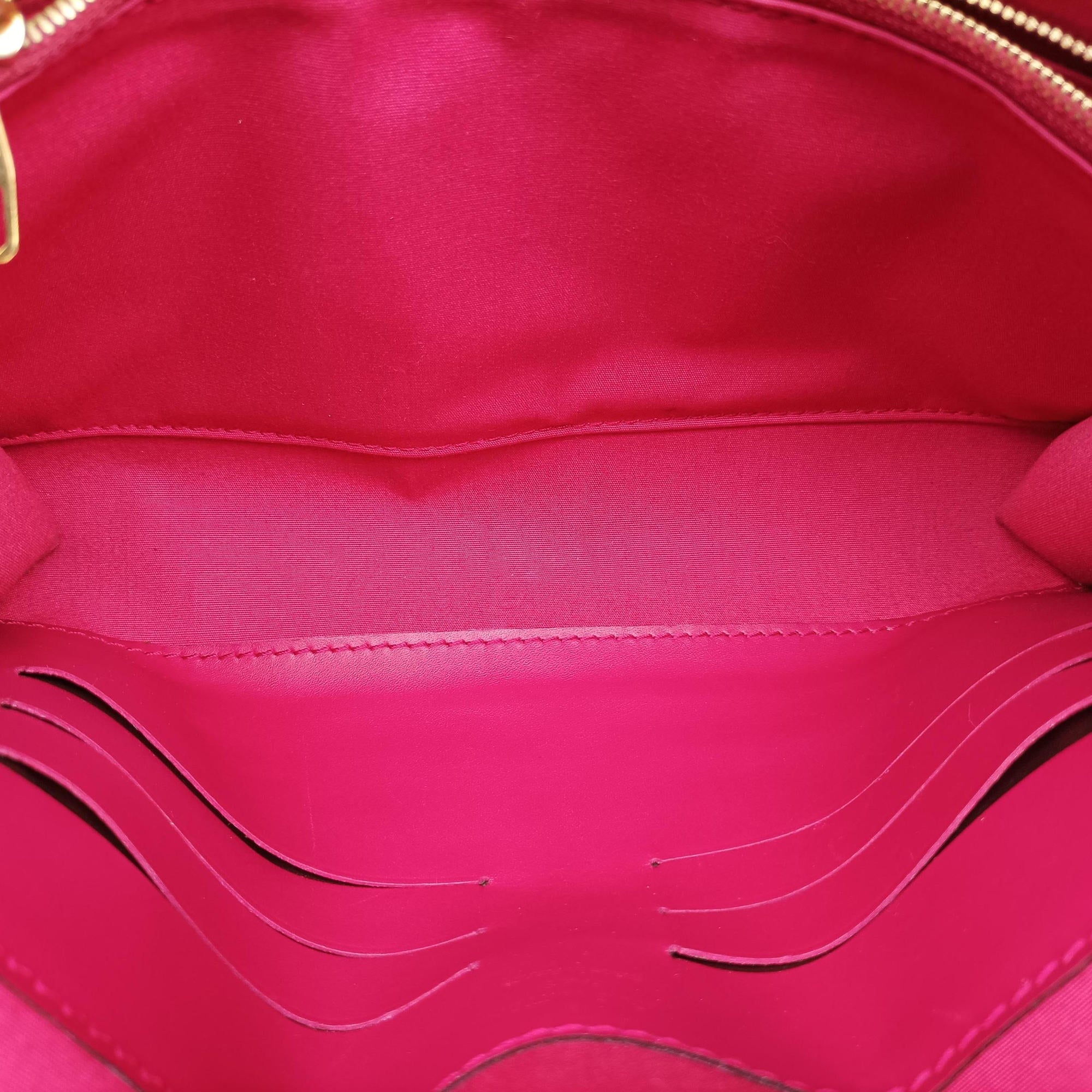 Pre-owned Louis Vuitton Clutch Ana pomme d'amour Vernis M90095 shoulderbag | stylenewstar
