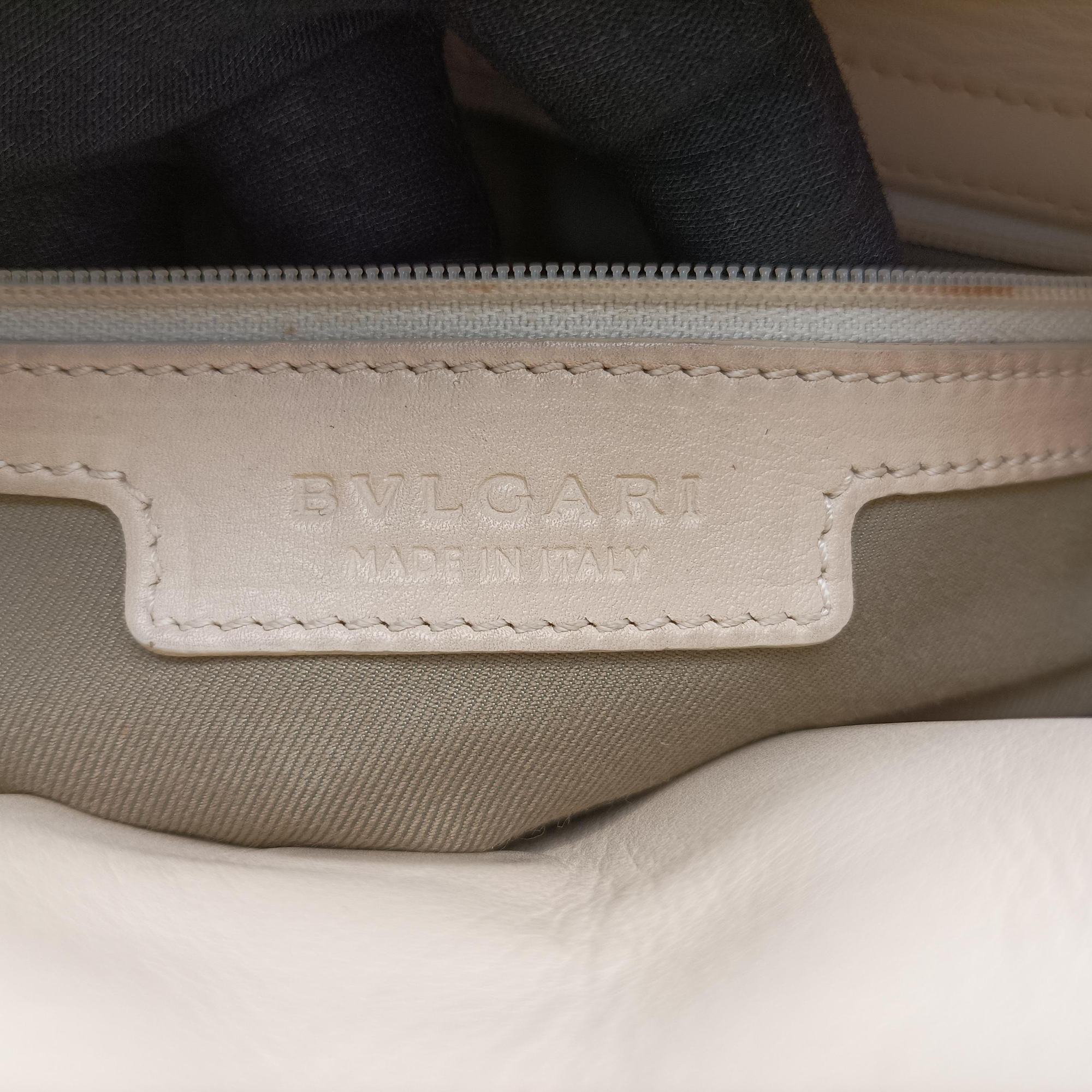 Vintage Bvlgari Monete Beige leather  shoulderbag | stylenewstar