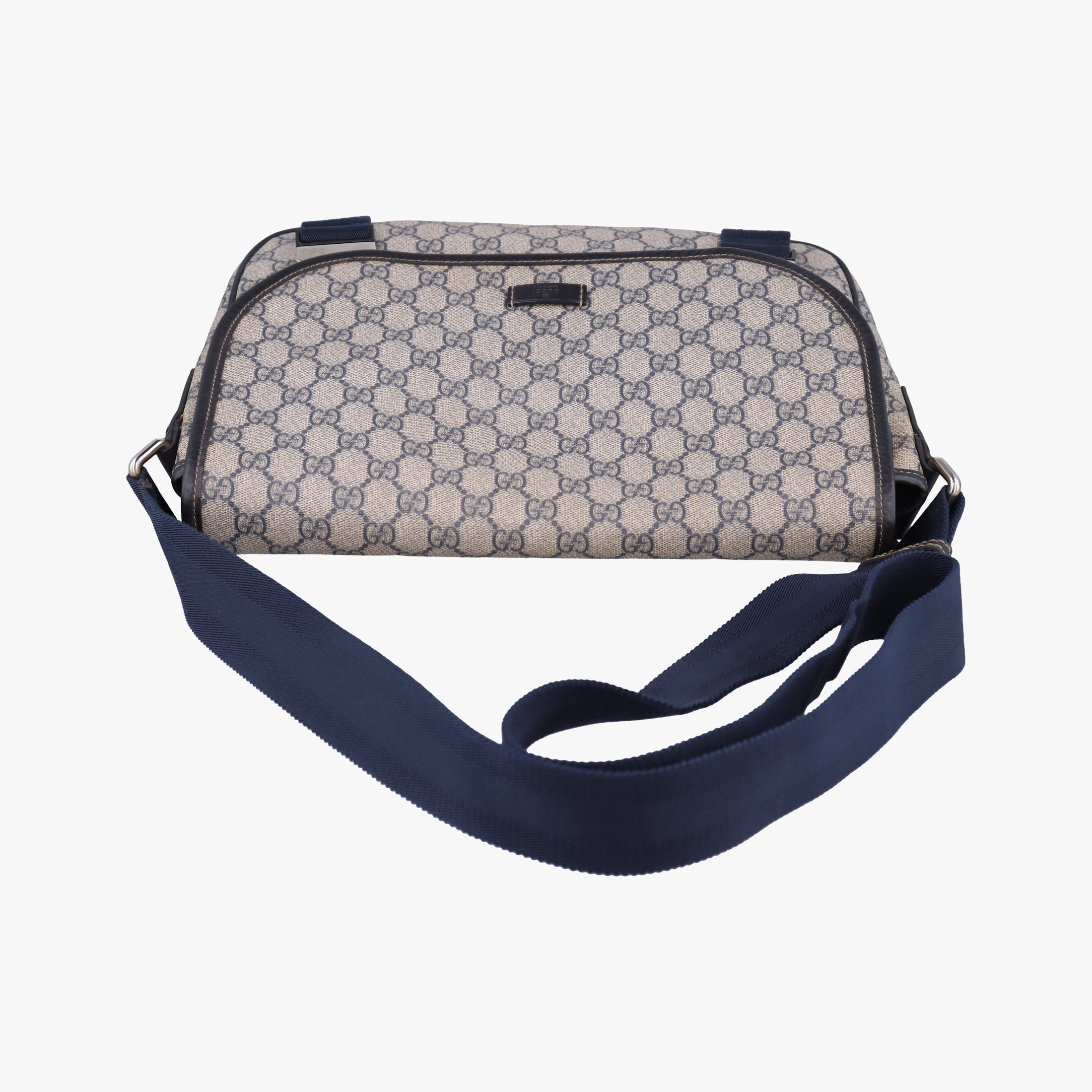 Pre-owned Gucci GG Plus Messenger beige×navy PVC coated canvas 201732 crossbodybag | stylenewstar
