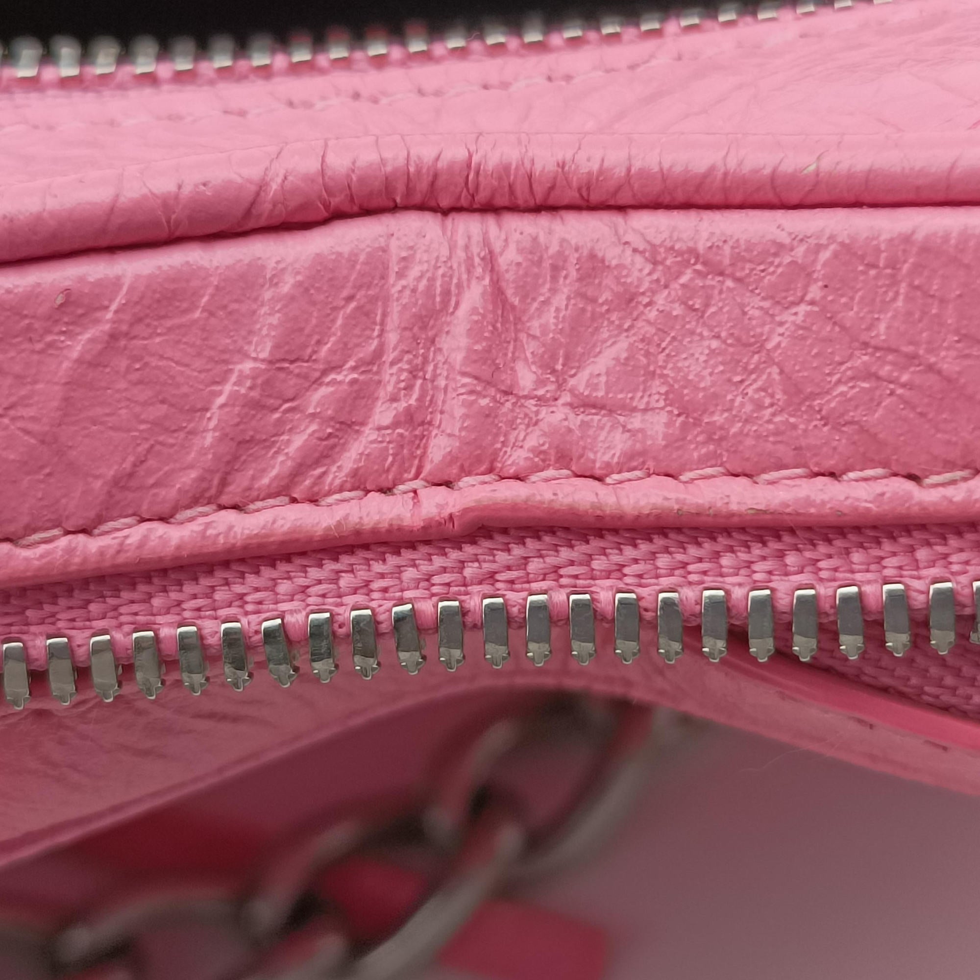 Pre-owned Balenciaga Le Cagole Heart Mini Pink lambskin  shoulderbag | stylenewstar
