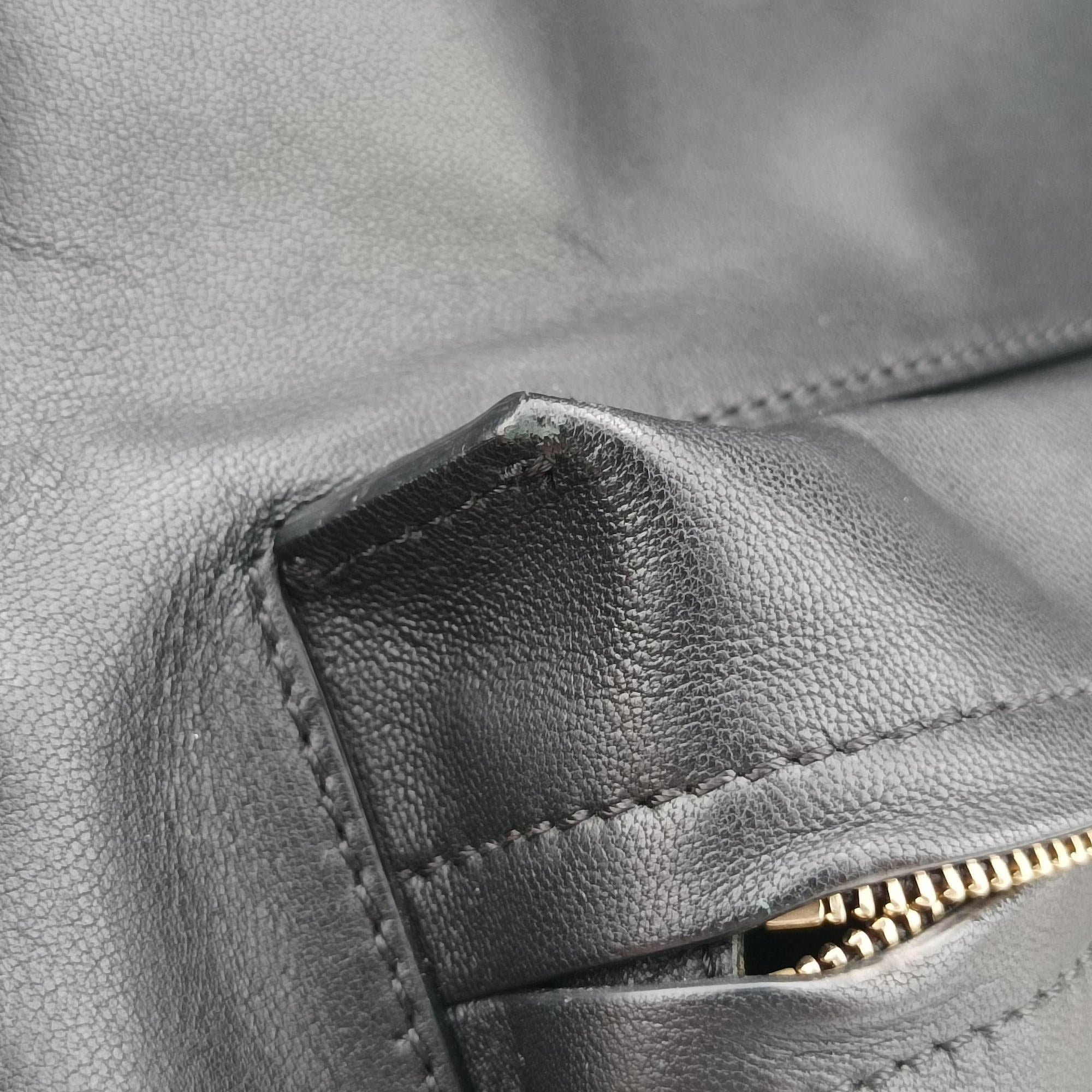 Pre-owned VERSACE La Medusa Black Leather  backpack/rucksack | stylenewstar