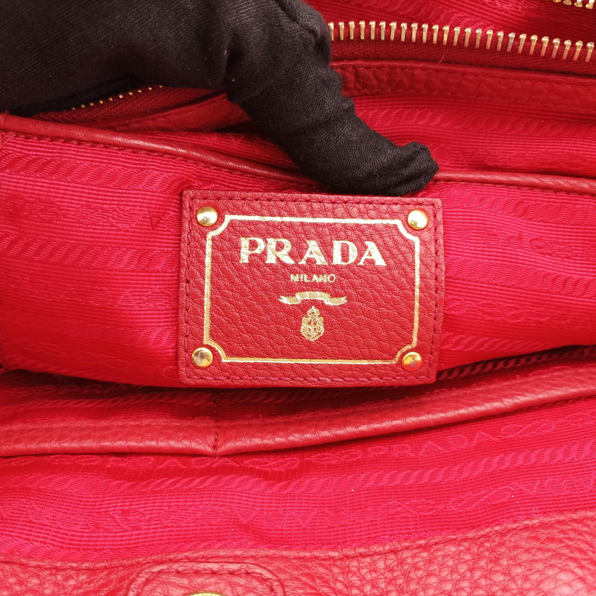 Pre-owned Prada Vitello Daino Top Handle Red Leather BN2420 handbag | stylenewstar