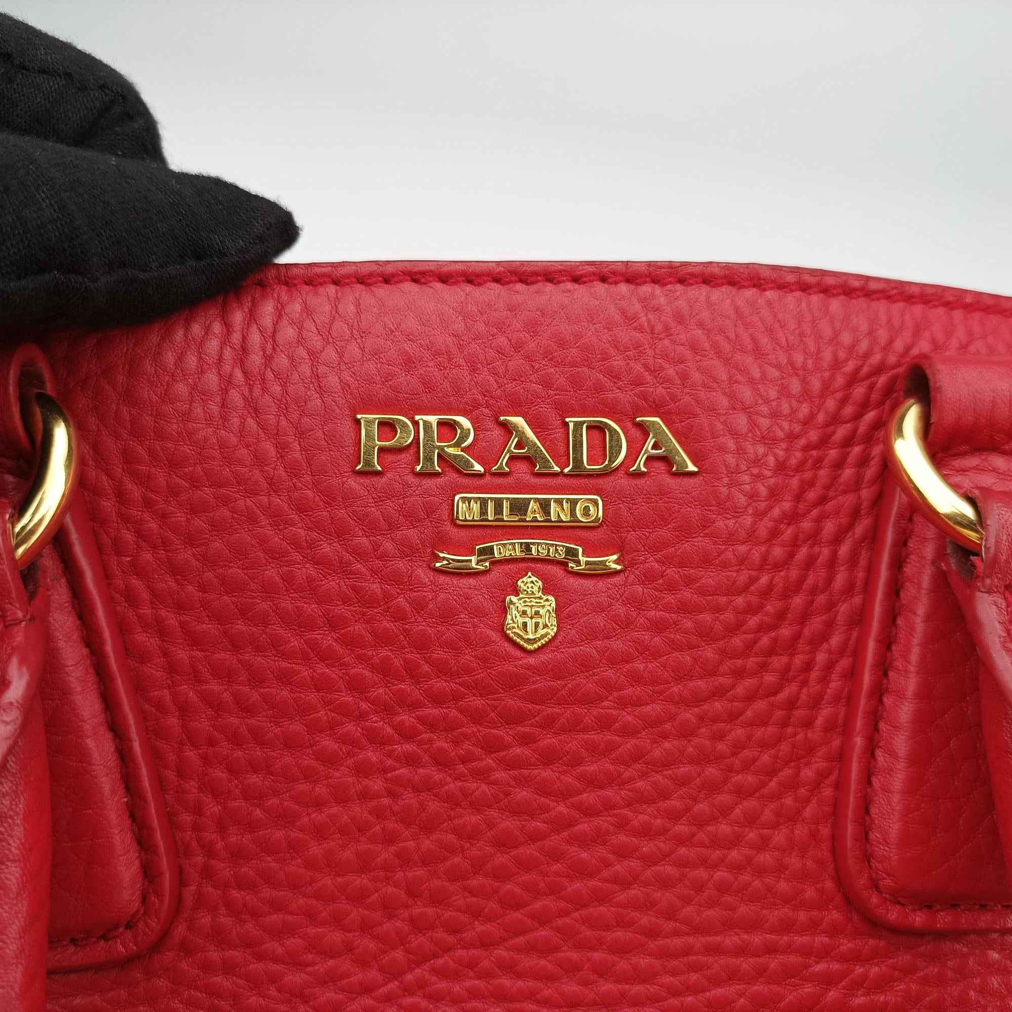 Pre-owned Prada Vitello Daino Top Handle Red Leather BN2420 handbag | stylenewstar