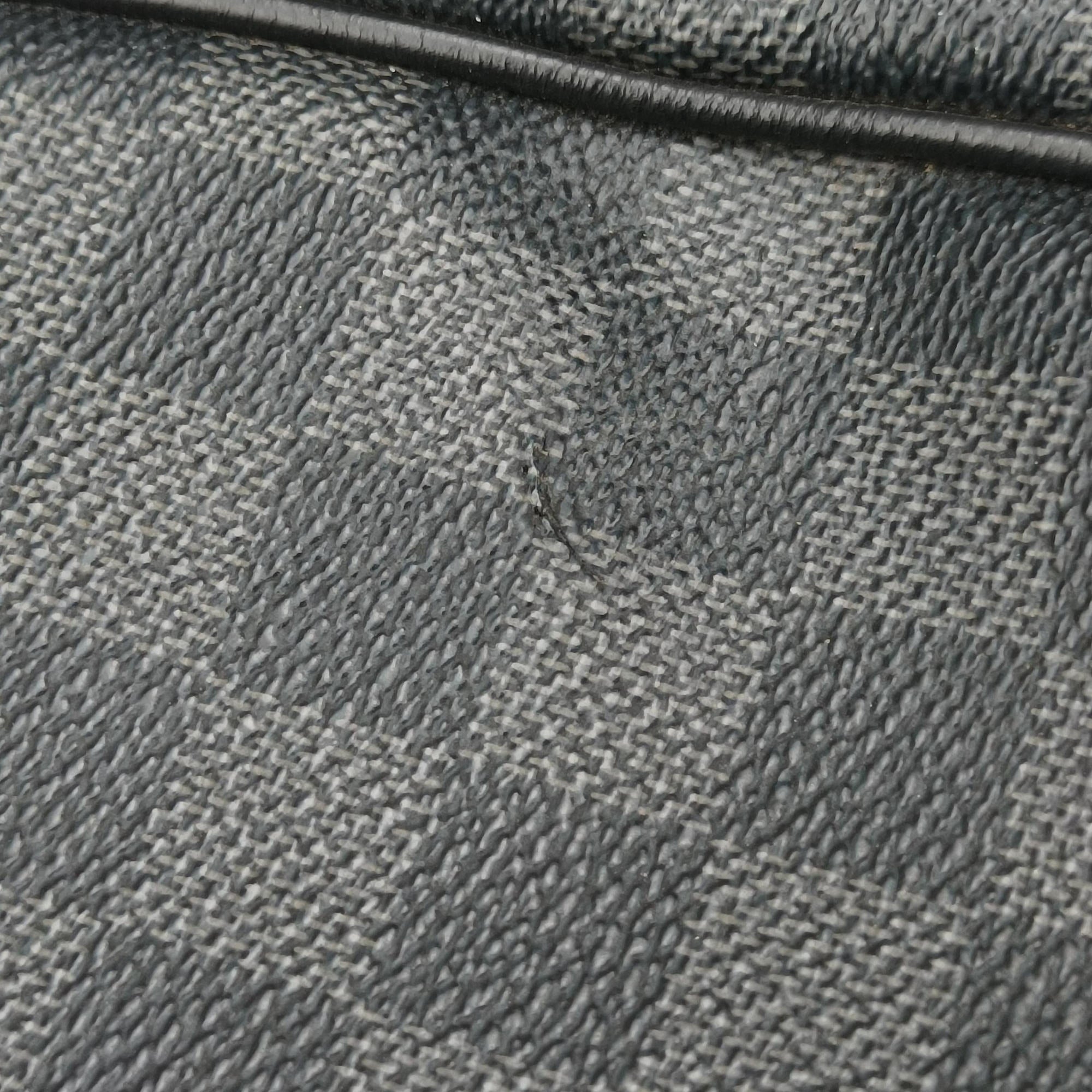Pre-owned Louis Vuitton DANIEL MM Noir Damier GRAPHITE N58029 shoulderbag | stylenewstar