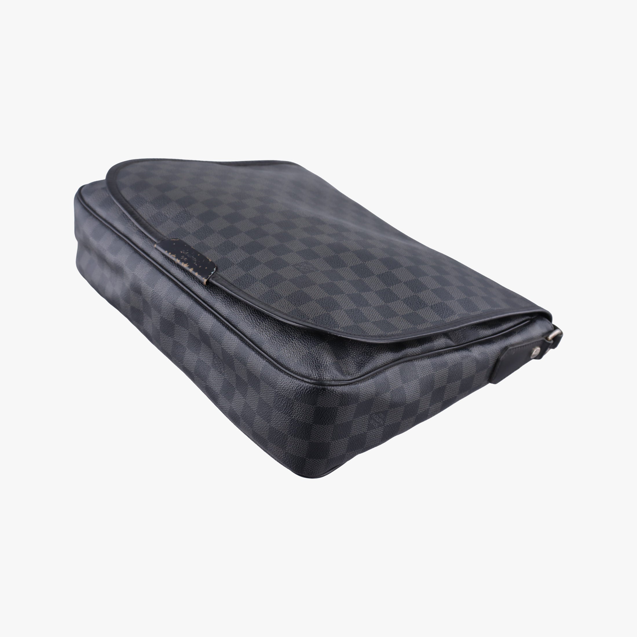 Pre-owned Louis Vuitton DANIEL MM Noir Damier GRAPHITE N58029 shoulderbag | stylenewstar