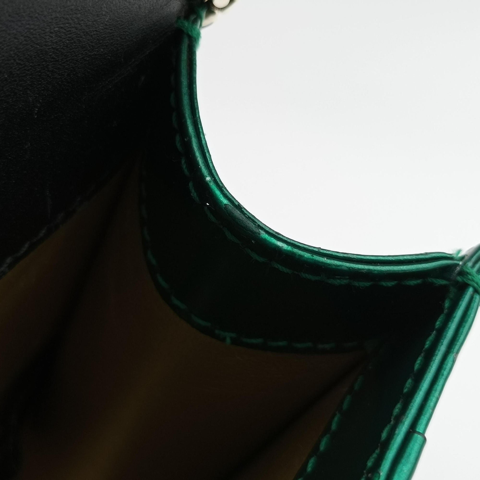 Vintage Bvlgari Serpenti Forever Green enamel  shoulderbag | stylenewstar
