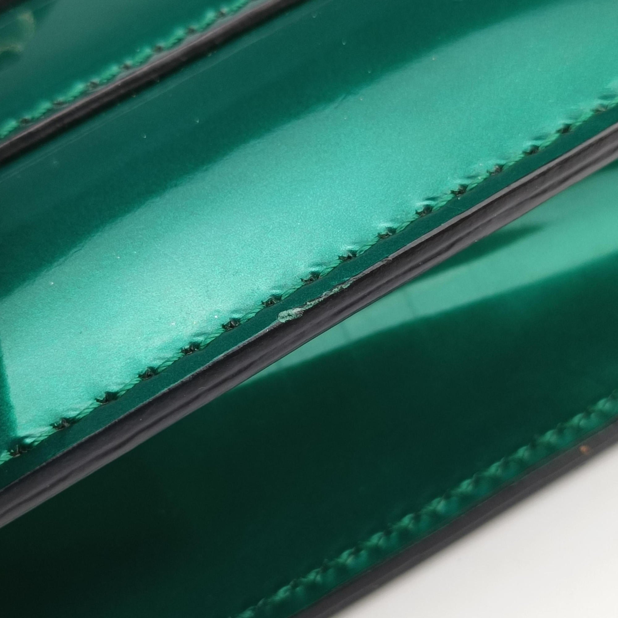 Vintage Bvlgari Serpenti Forever Green enamel  shoulderbag | stylenewstar