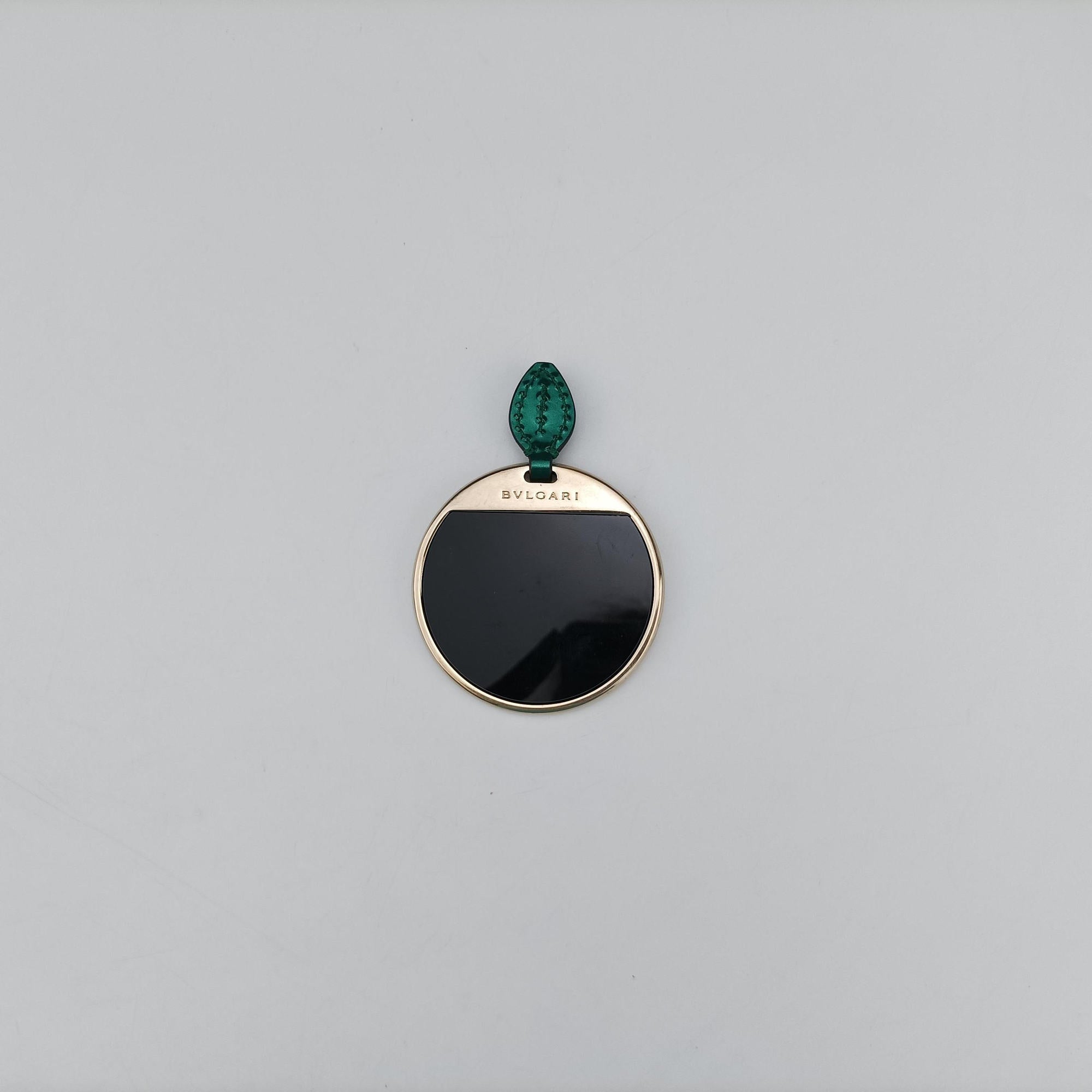 Vintage Bvlgari Serpenti Forever Green enamel  shoulderbag | stylenewstar