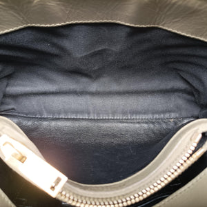 Pre-owned Yves Saint Laurent COLLEGE Green Leather 428056 shoulderbag | stylenewstar
