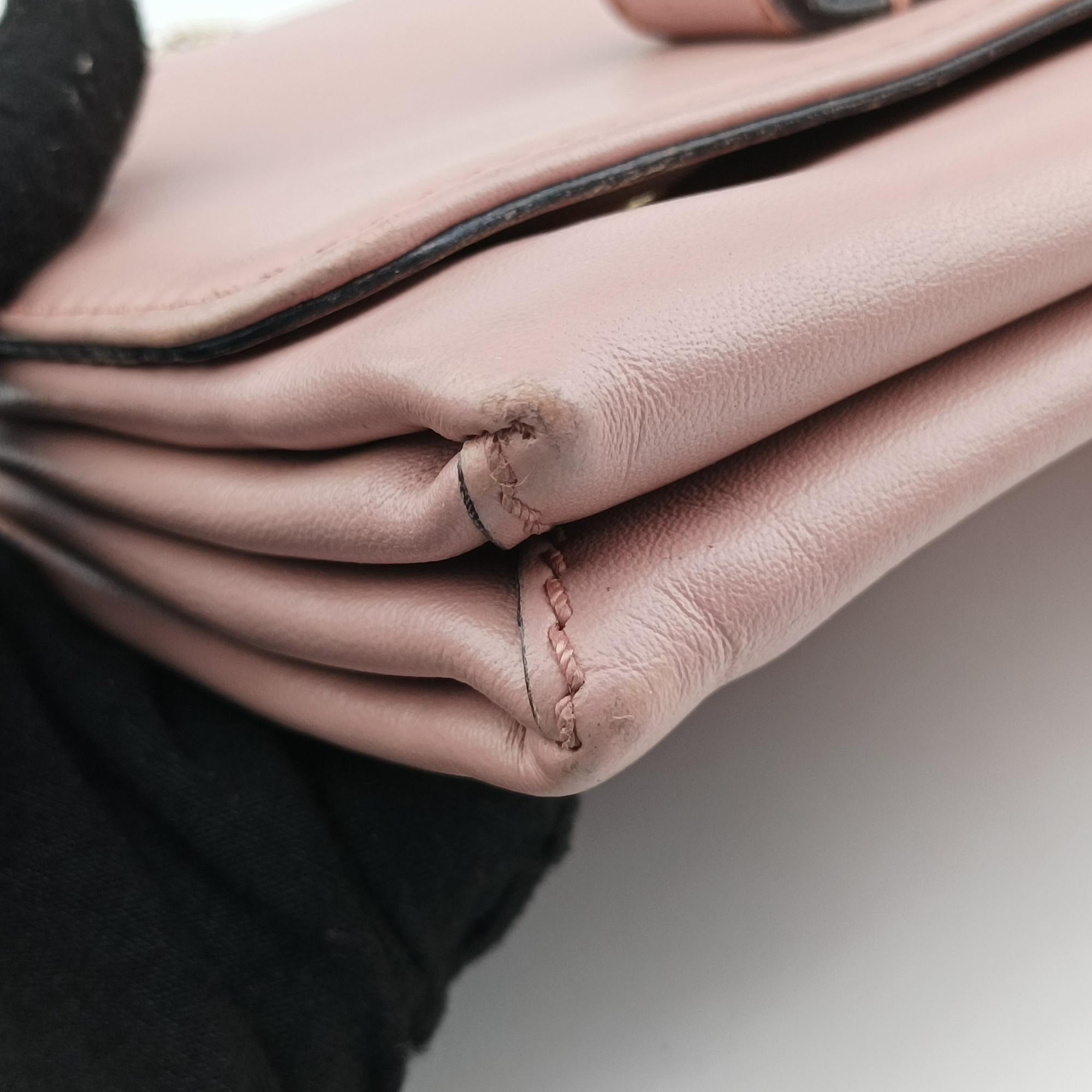 Pre-owned Valentino Rockstud Va Va Voom  Pink Leather  shoulderbag | stylenewstar