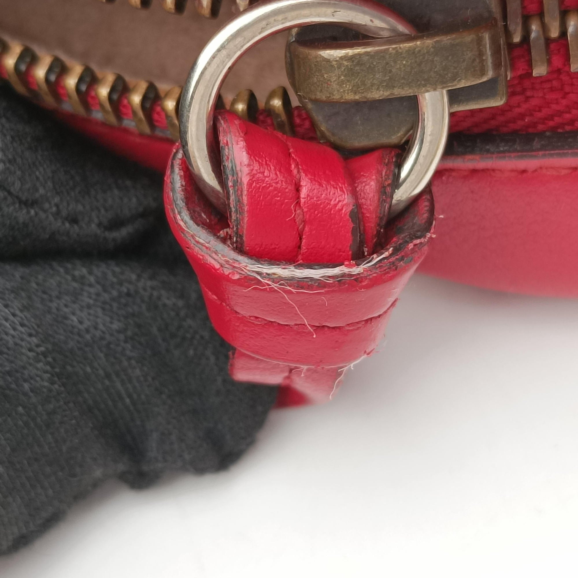Pre-owned Gucci GG Marmont Red Leather 448065 shoulderbag | stylenewstar