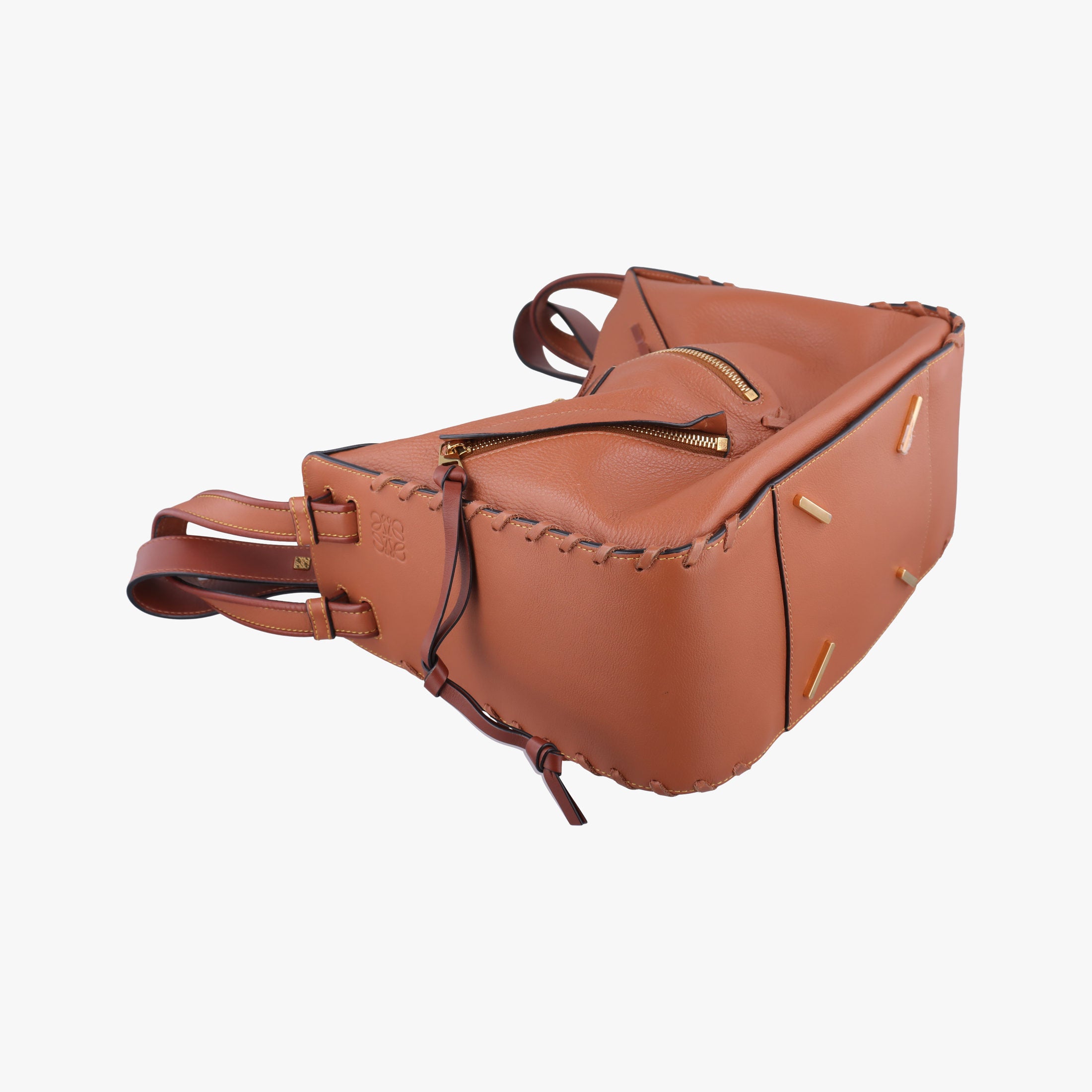 Pre-owned Loewe hammock Brown leather  shoulderbag | stylenewstar