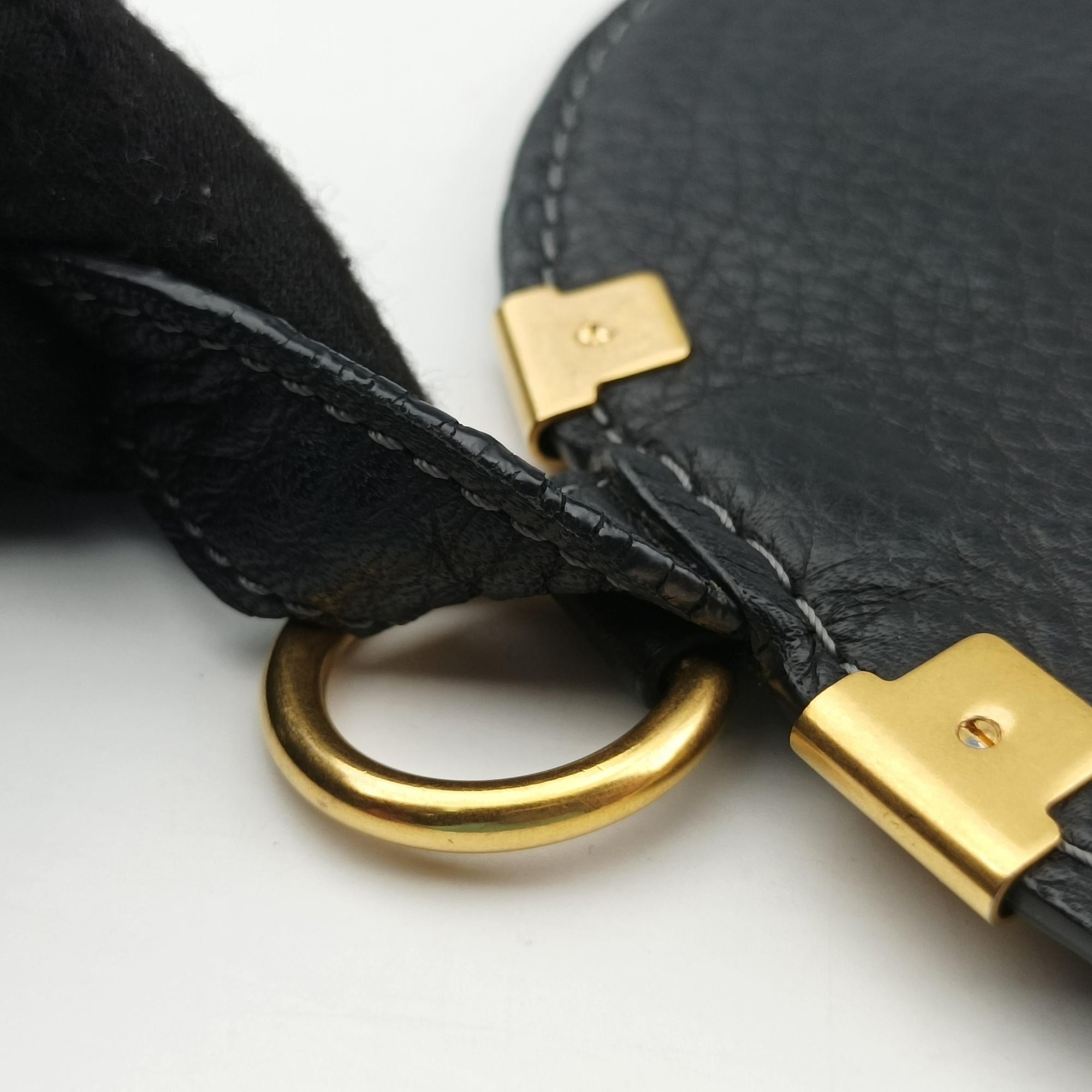 Pre-owned Chloe Mercy Black Leather  shoulderbag | stylenewstar
