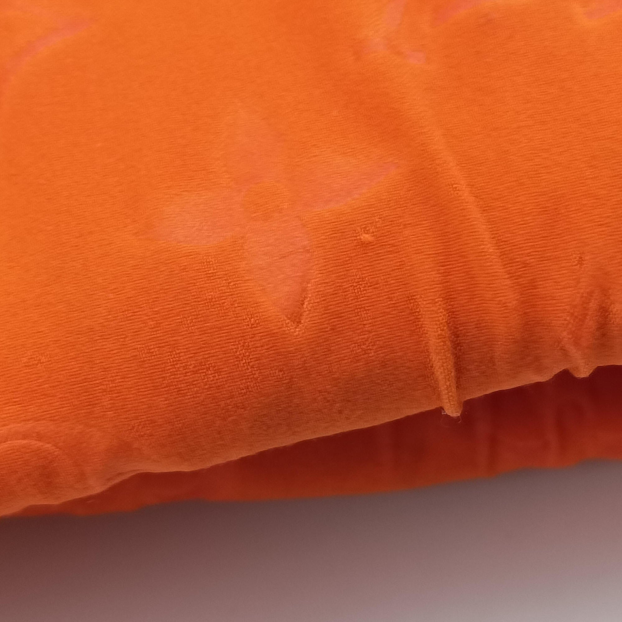 Pre-owned Louis Vuitton Scuba MM Orange Leather×Microfiber M92803 shoulderbag | stylenewstar
