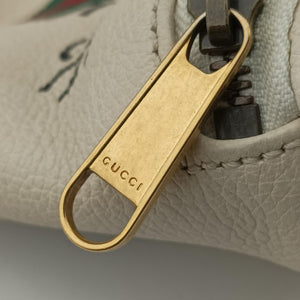 Pre-owned Gucci Print White Leather 493869 bum bag/waist bag | stylenewstar