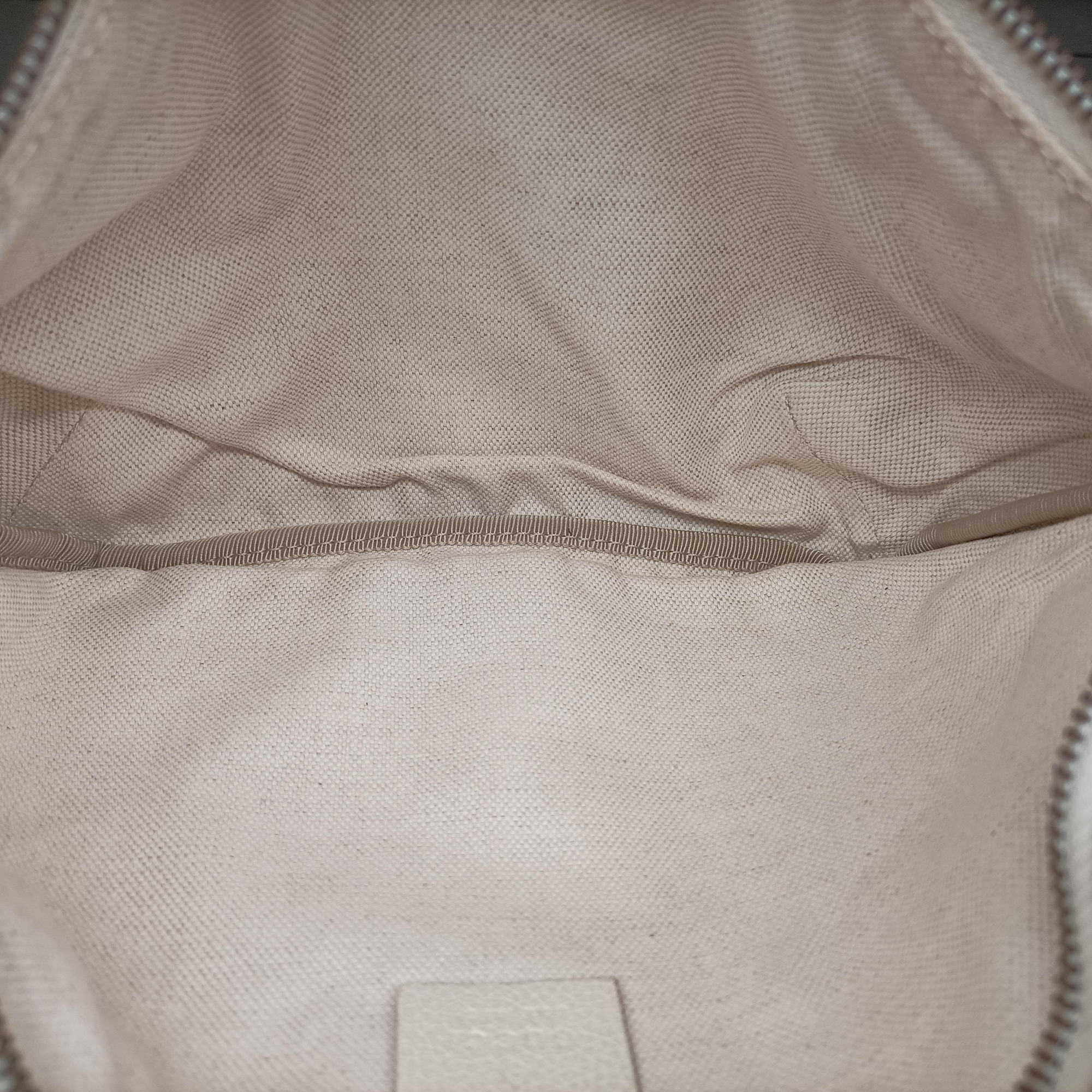 Pre-owned Gucci Print White Leather 493869 bum bag/waist bag | stylenewstar