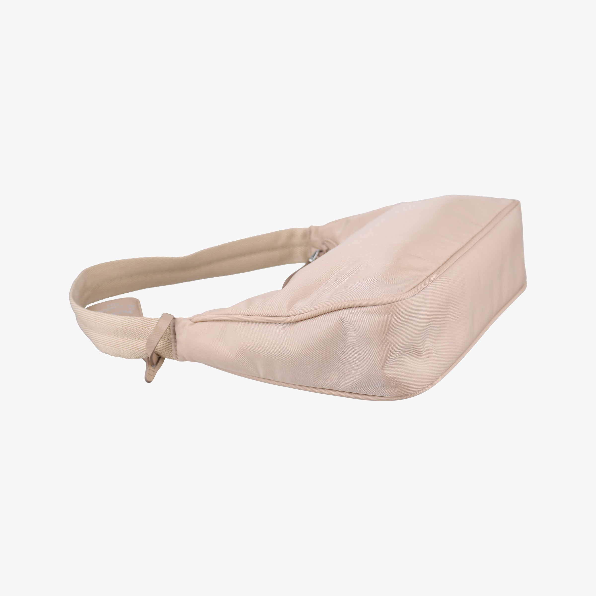 Pre-owned Prada Re-Edition 2005 Re-Nylon Bag Beige nylon 1BH204 handbag | stylenewstar