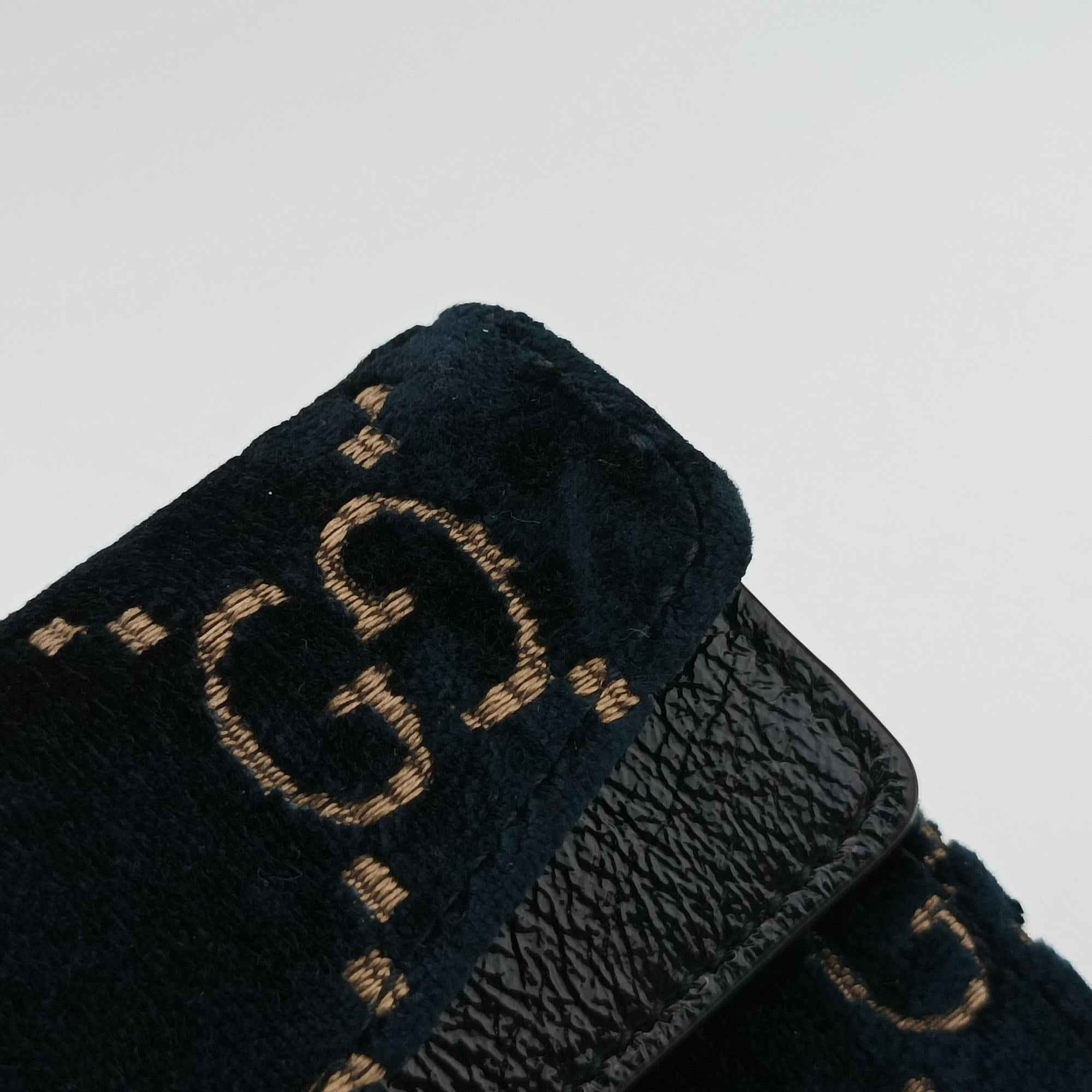 Pre-owned Gucci Dionysus Navy velour 476432 shoulderbag | stylenewstar