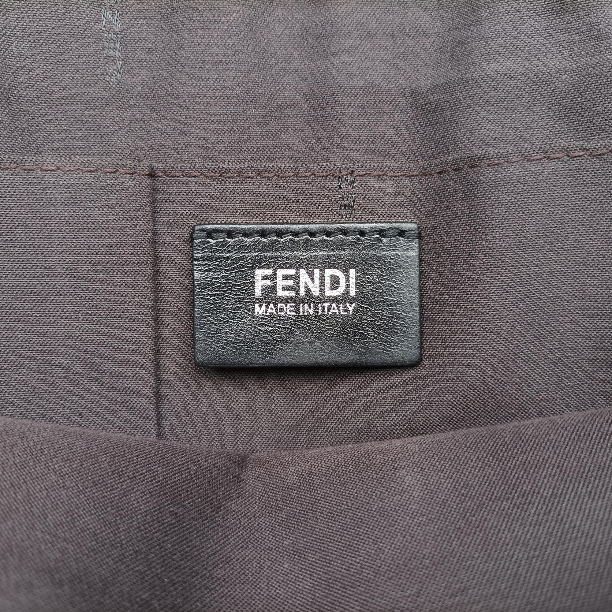 Pre-owned Fendi Zucca Grey leather 7VA195 shoulderbag | stylenewstar