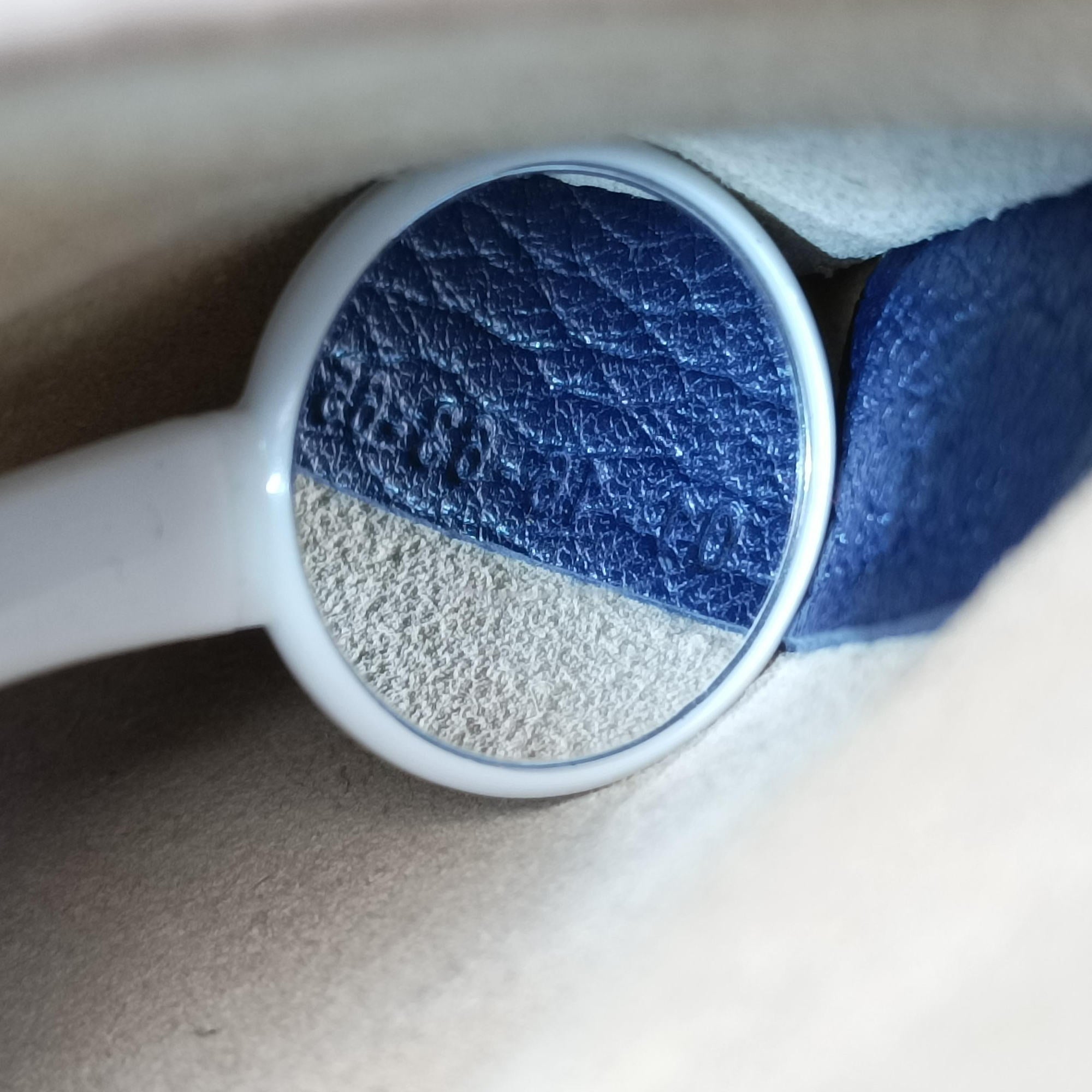 Secondhand Chloe DREW Navy Leather  shoulderbag | stylenewstar