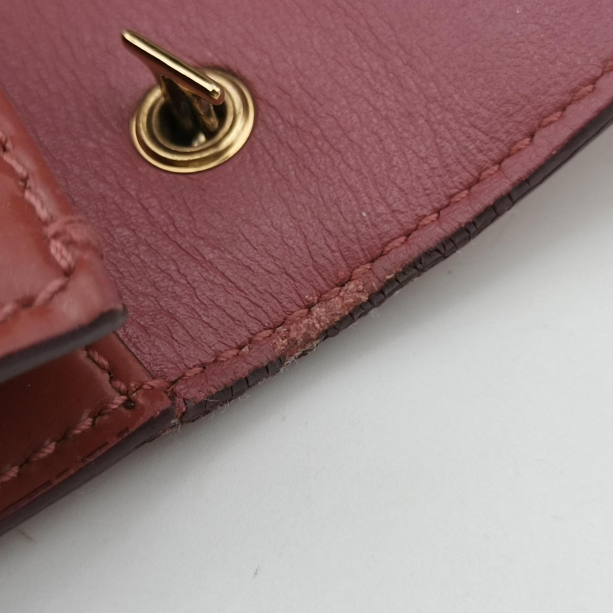 Secondhand Ferragamo Ginny Vara Red Leather  shoulderbag | stylenewstar