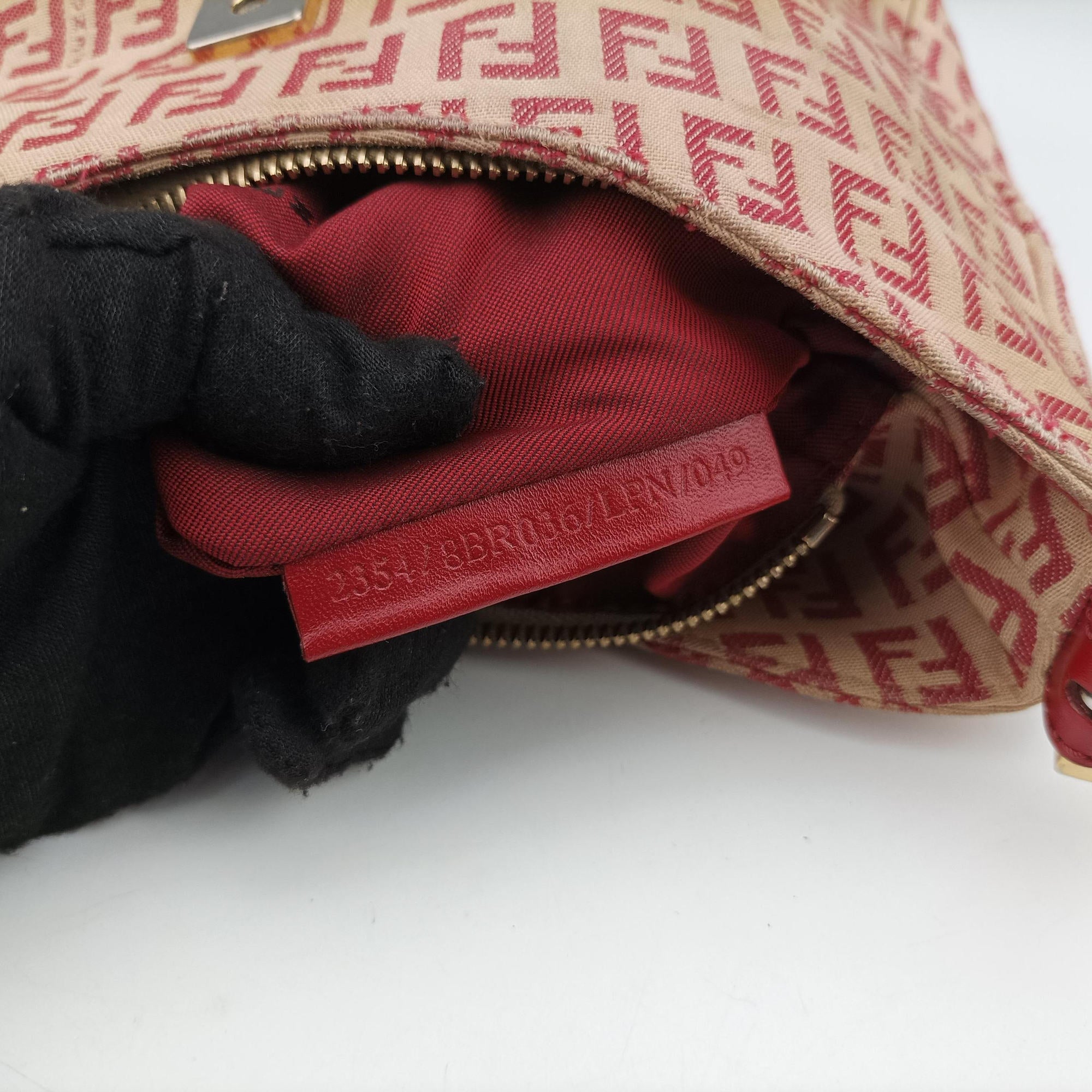 Pre-owned Fendi Zucchino Beige x Red canvas xLeather 8BR036 handbag | stylenewstar