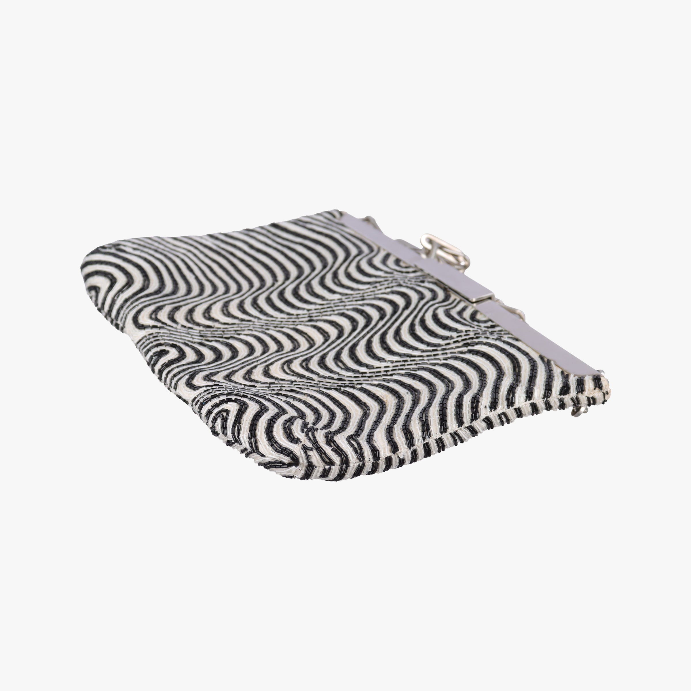 Pre-owned Gucci Vintage Glass Beaded Shimmering wavy pattern Florence Glass beads on satin 001432 handbag | stylenewstar