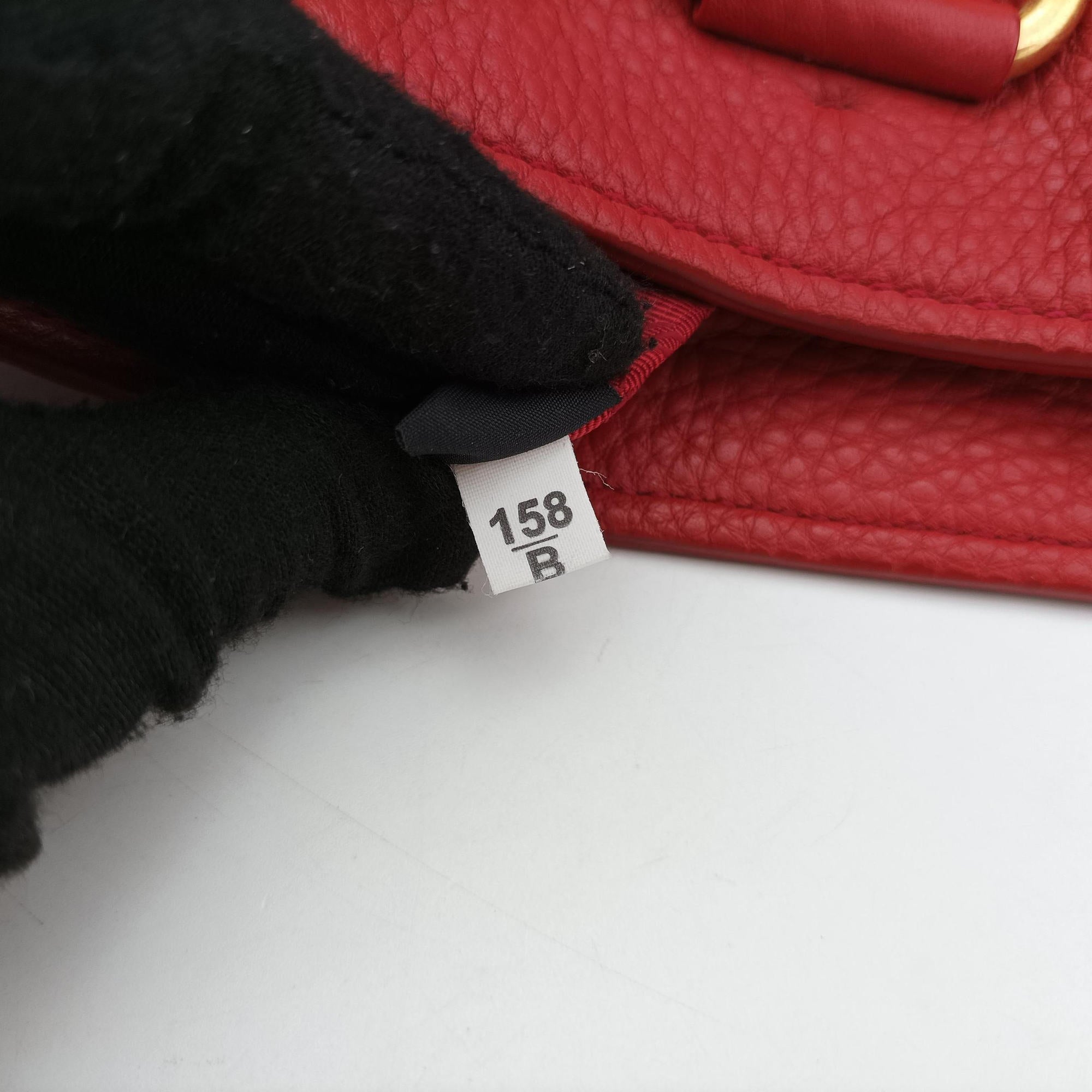 Vintage Prada Vitello Phoenix Red Leather BN1713 handbag | stylenewstar