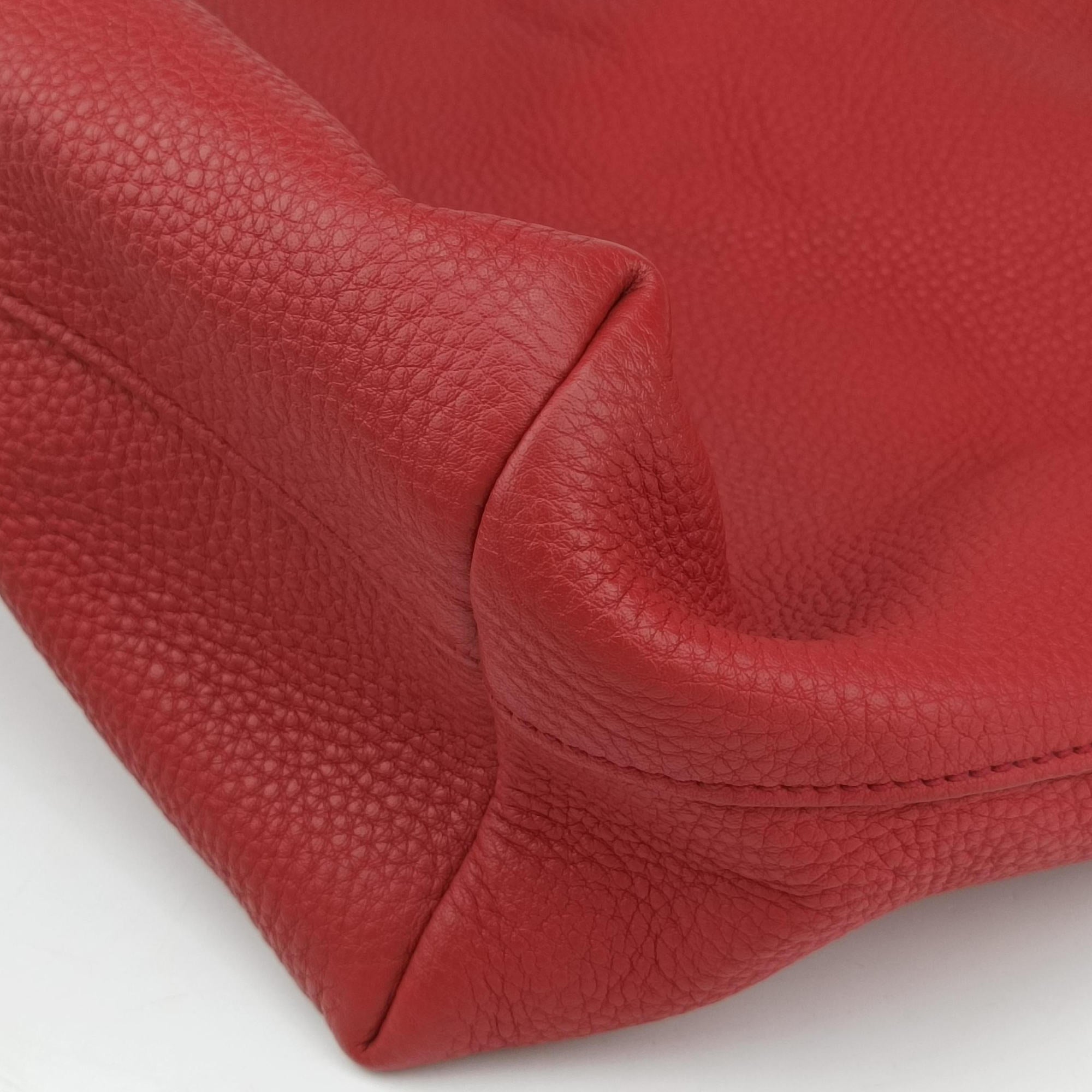 Vintage Prada Vitello Phoenix Red Leather BN1713 handbag | stylenewstar