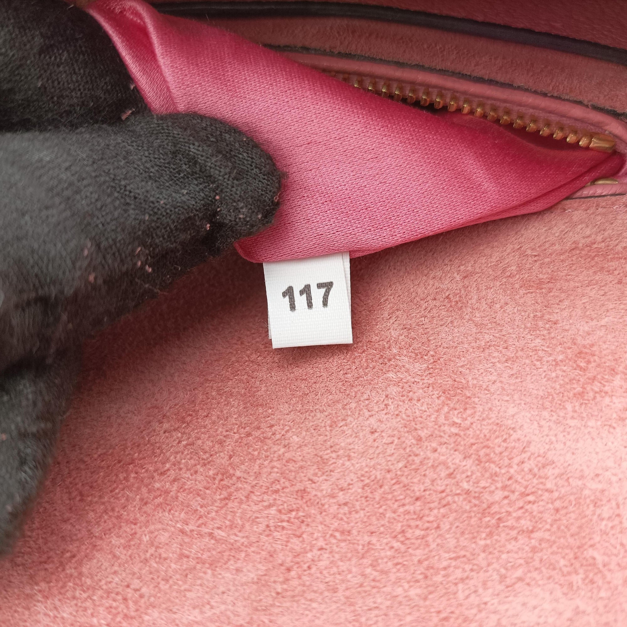 Vintage Miu Miu Miu Lady Pink×multicolor Leather  shoulderbag | stylenewstar