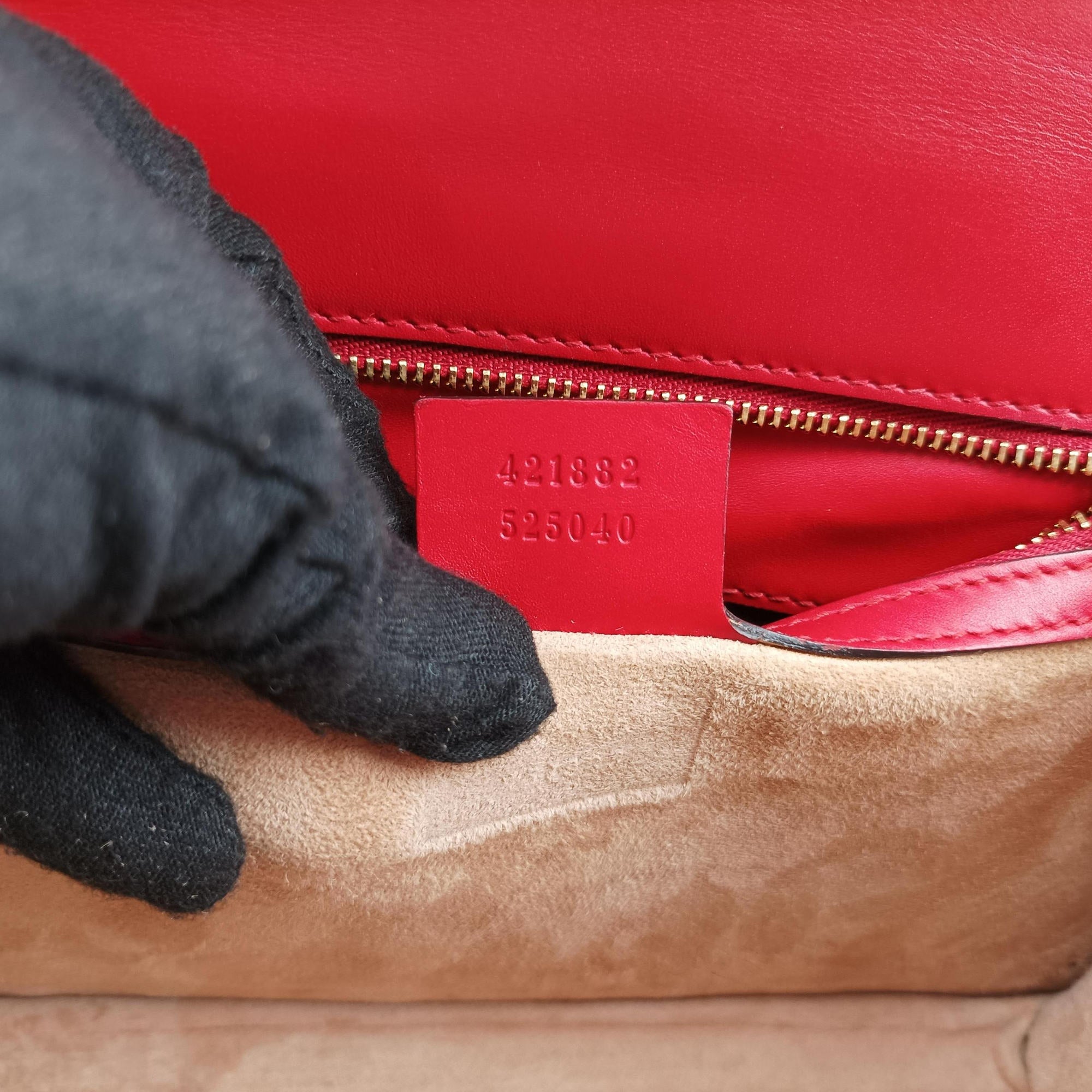 Pre-owned Gucci Sylvie Red×navy Leather 421882 shoulderbag | stylenewstar