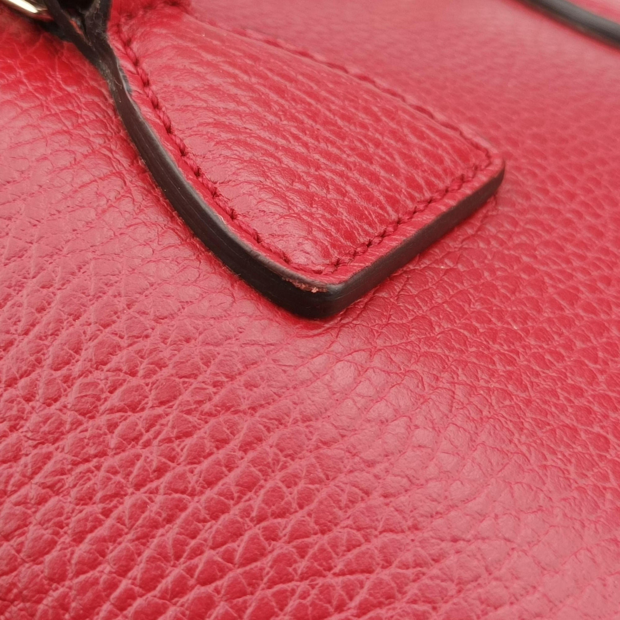 Pre-owned Gucci Interlocking G charm Dome Red Leather 449661 handbag | stylenewstar