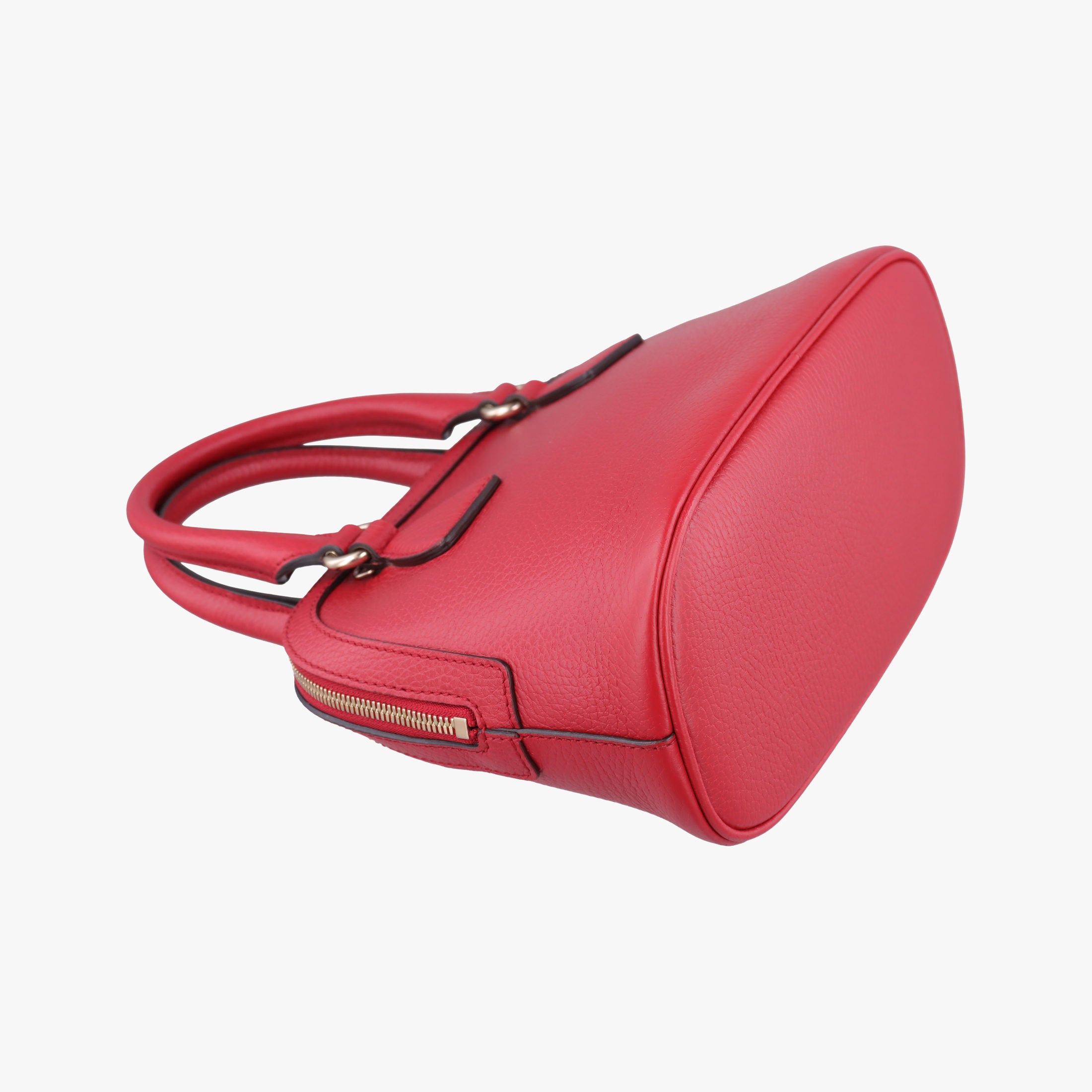 Pre-owned Gucci Interlocking G charm Dome Red Leather 449661 handbag | stylenewstar