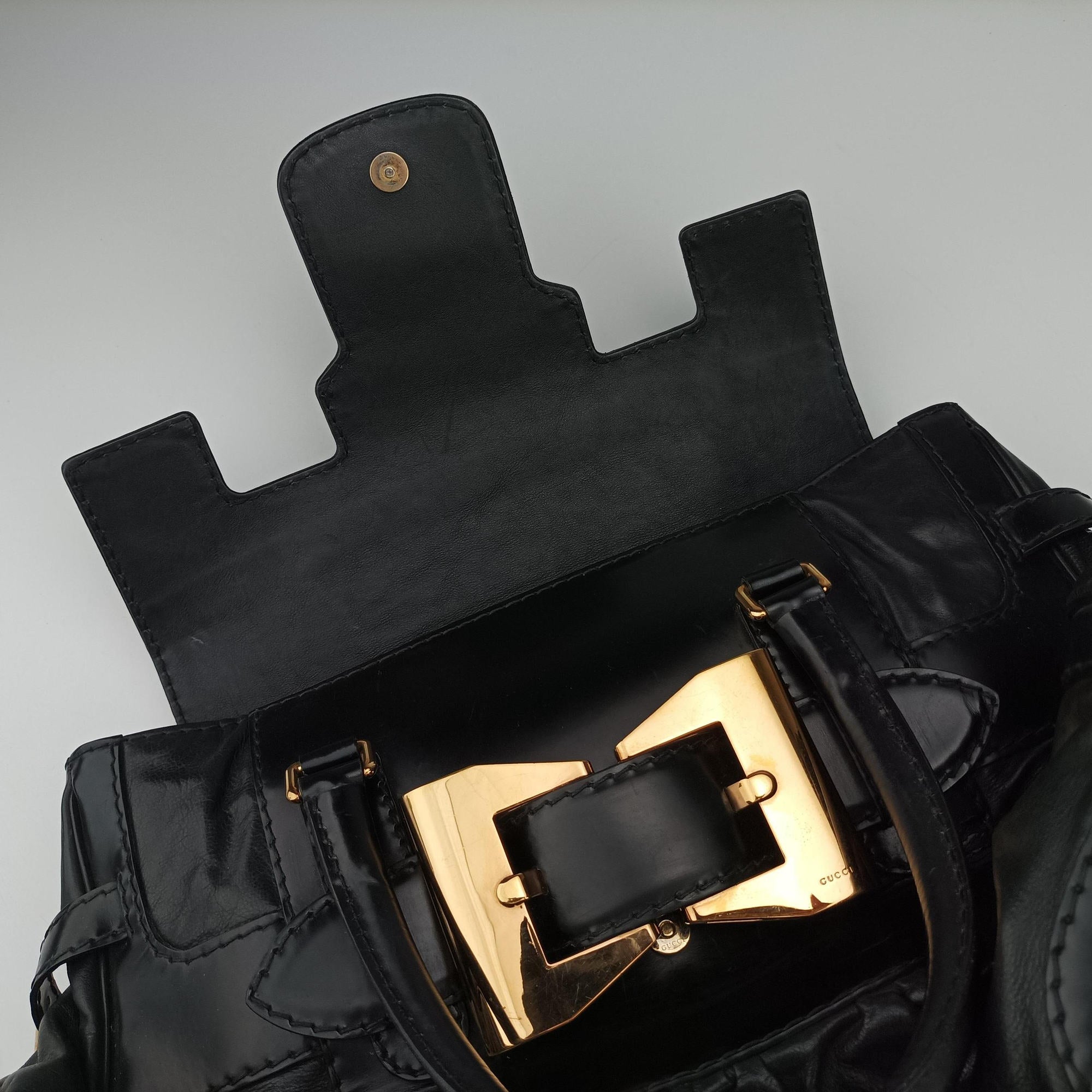 Pre-owned Gucci Dialux Queen Large Black Leather 189881 handbag | stylenewstar